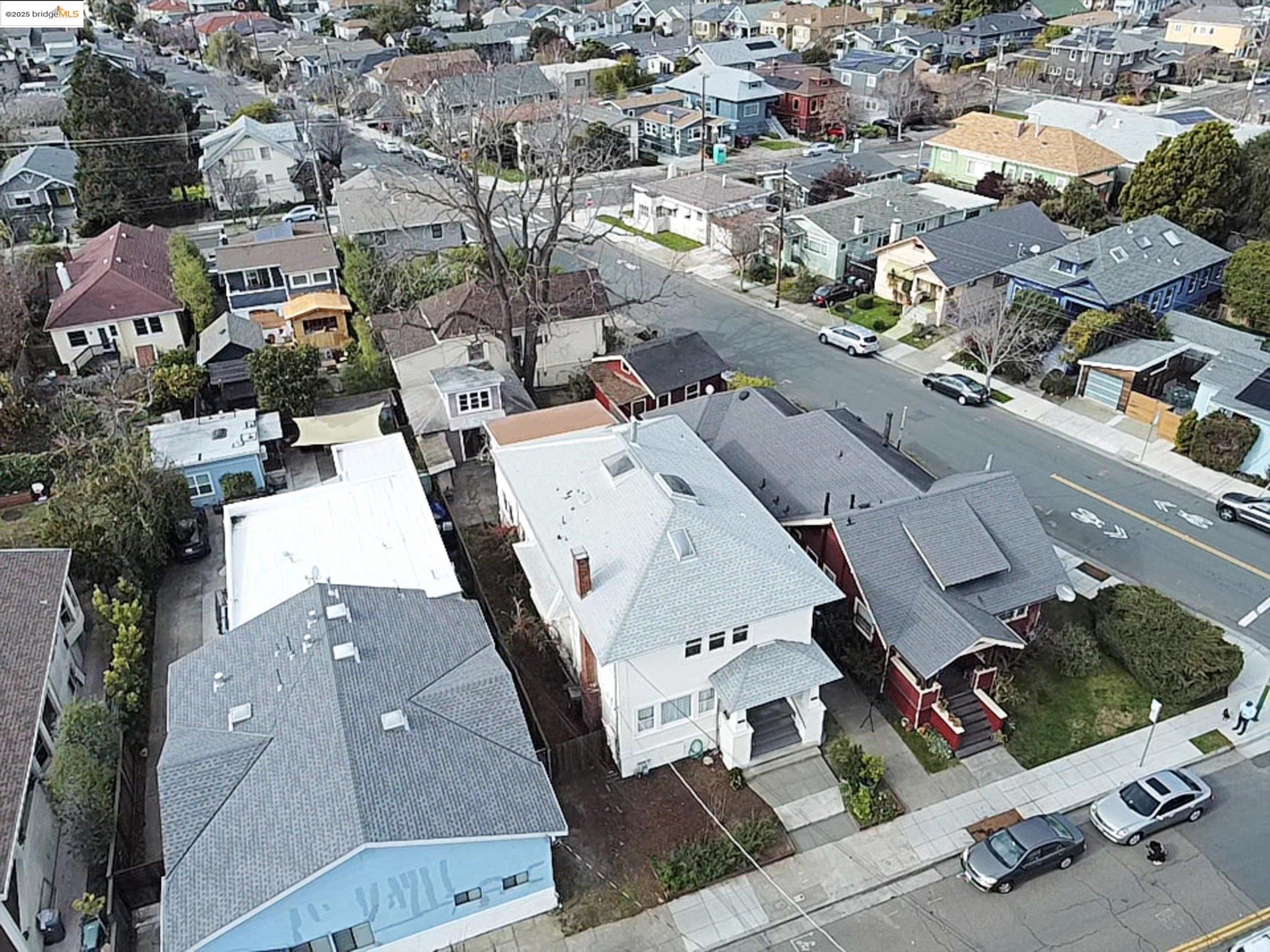 4193 Shafter Ave