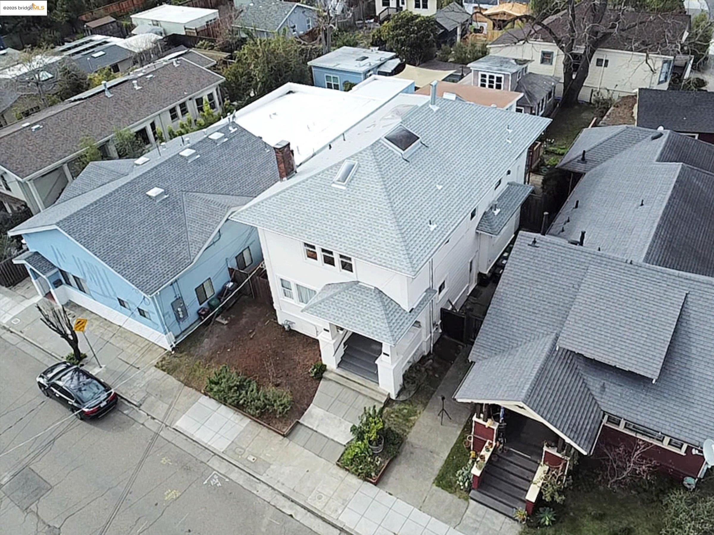4193 Shafter Ave