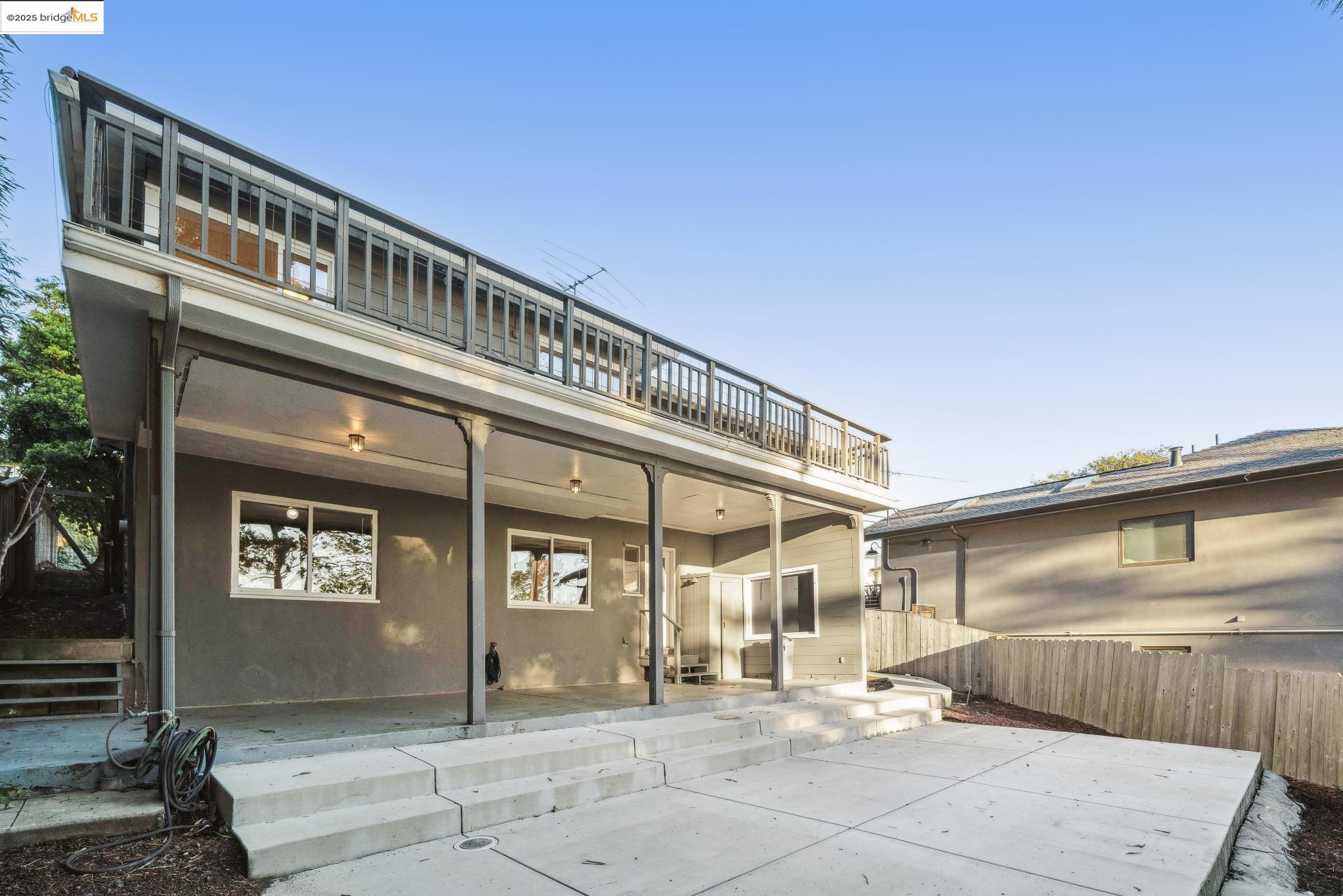 18 Kerr Avenue