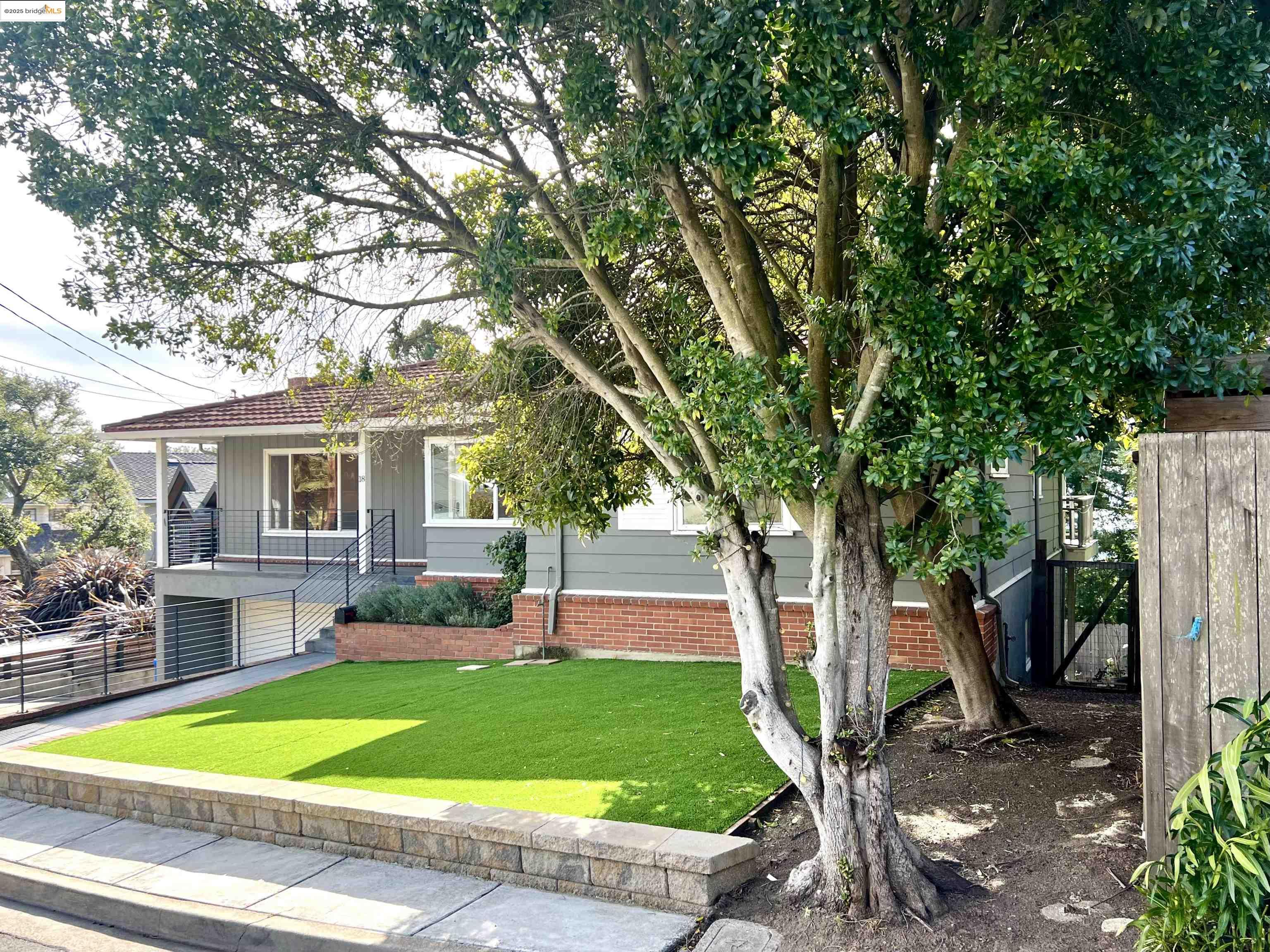 18 Kerr Avenue