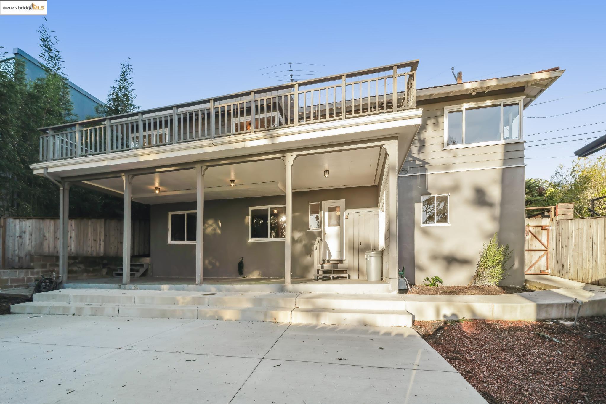18 Kerr Avenue