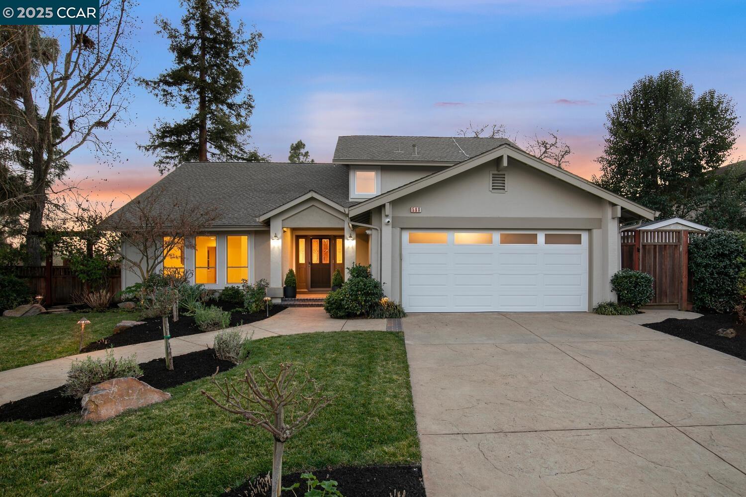 598 El Capitan Dr