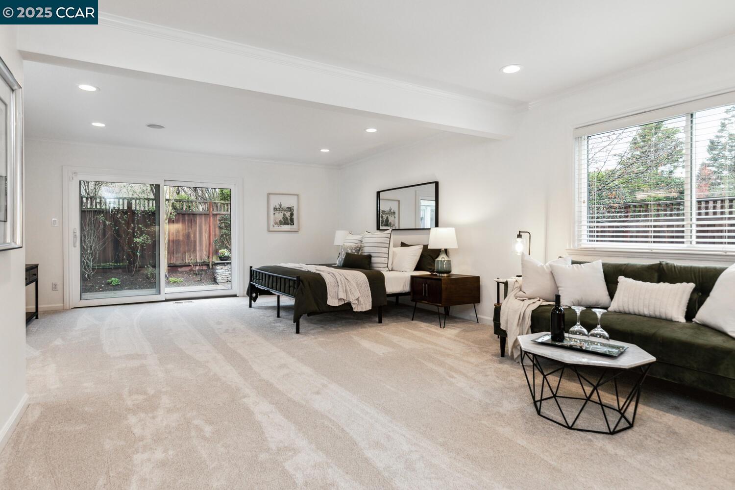 598 El Capitan Dr
