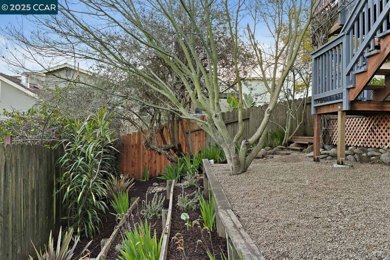 4660 Dolores Ave