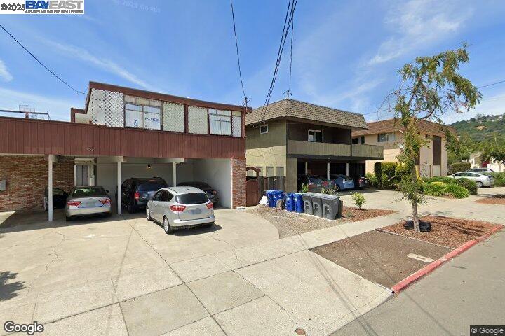 6531 Manila Ave