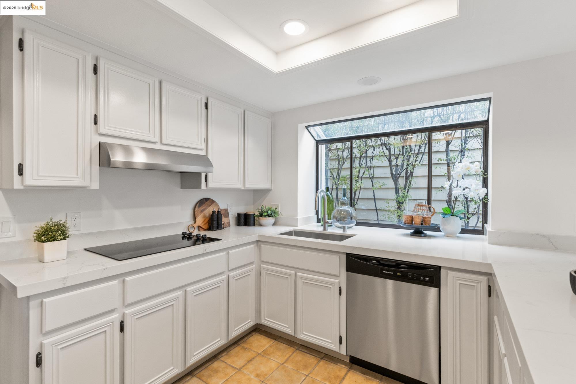 155 Oyster Pond Rd