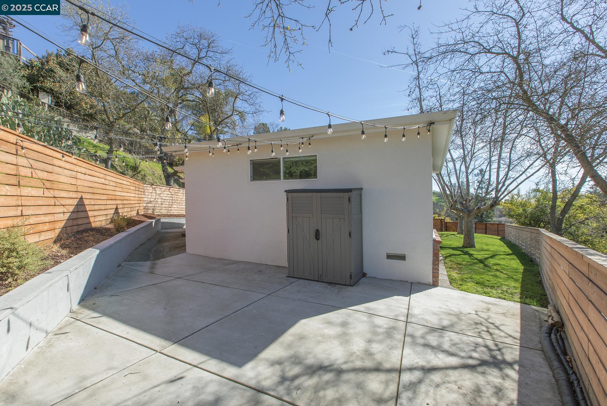 842 Holly Hill Dr