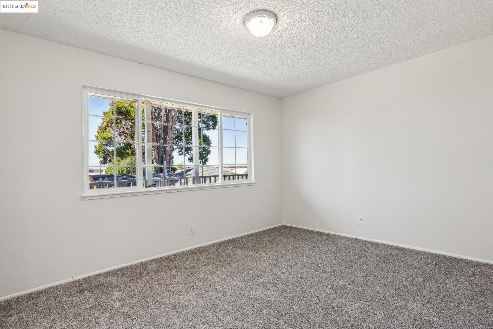 1109 Broadway Ave.