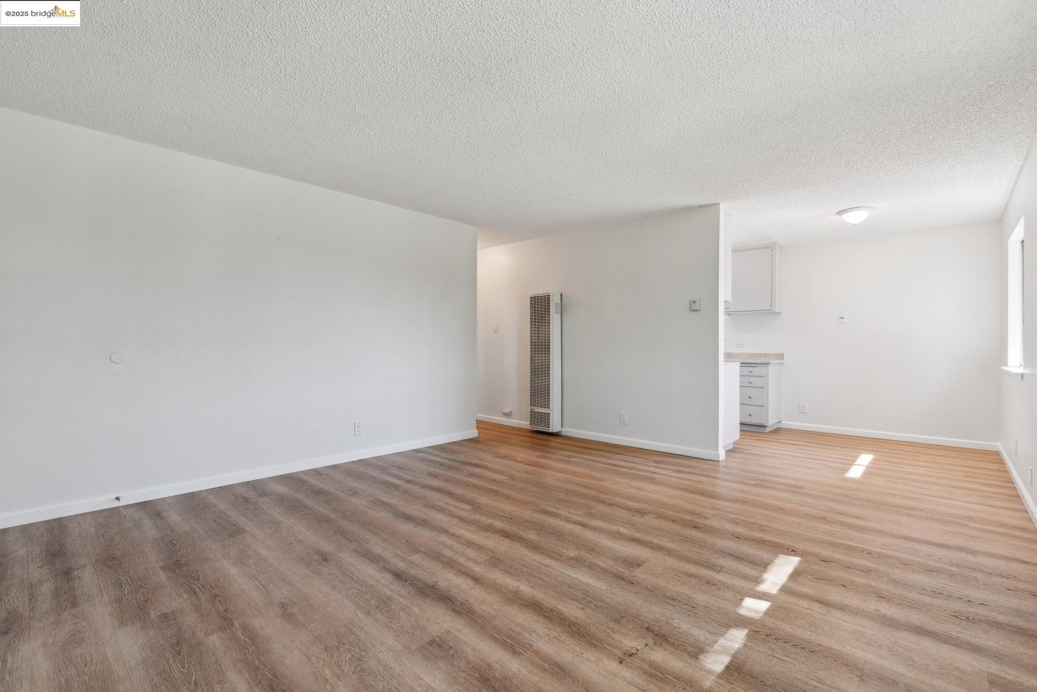 1109 Broadway Ave.