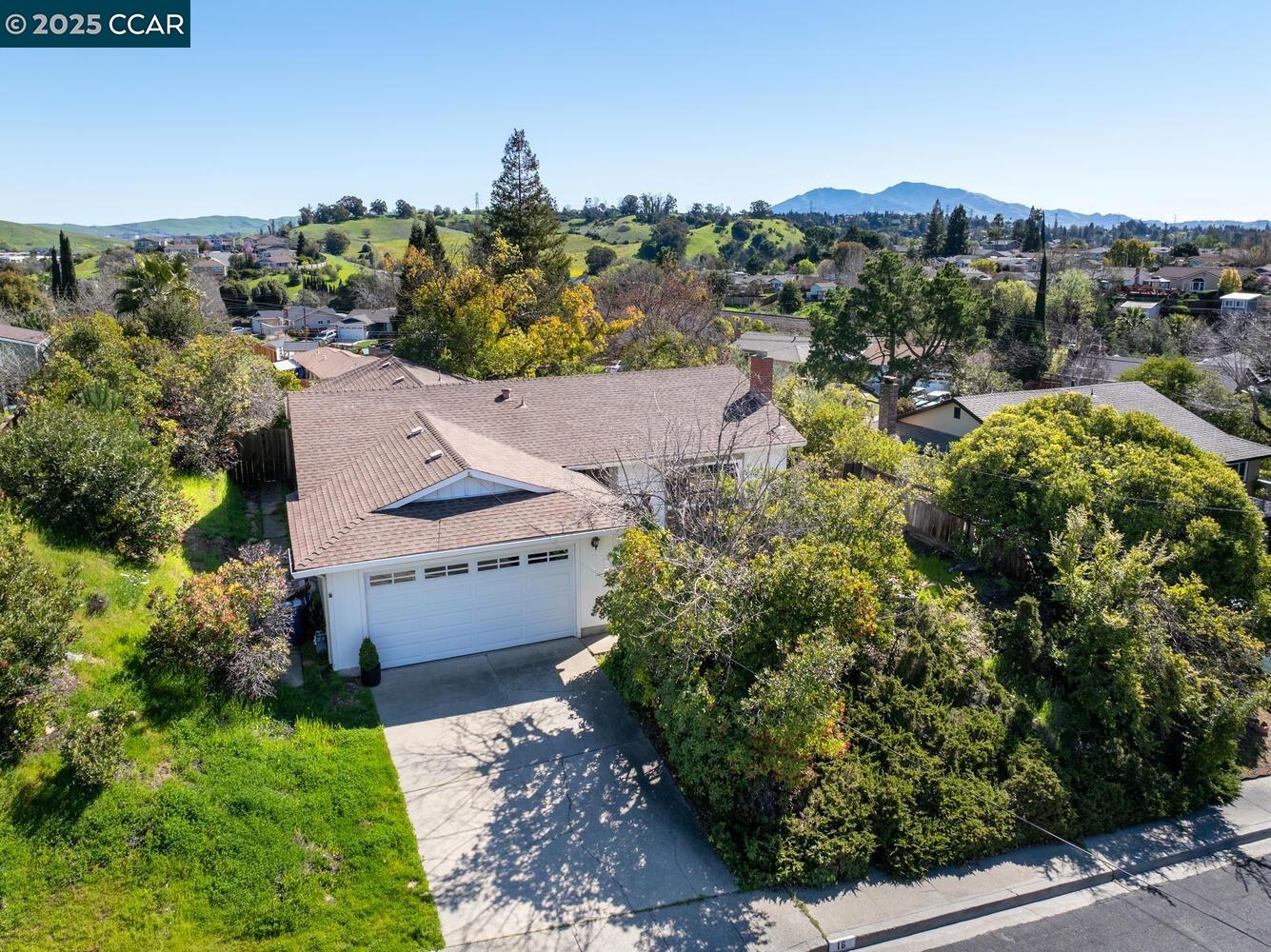 16 Lagunita Ct