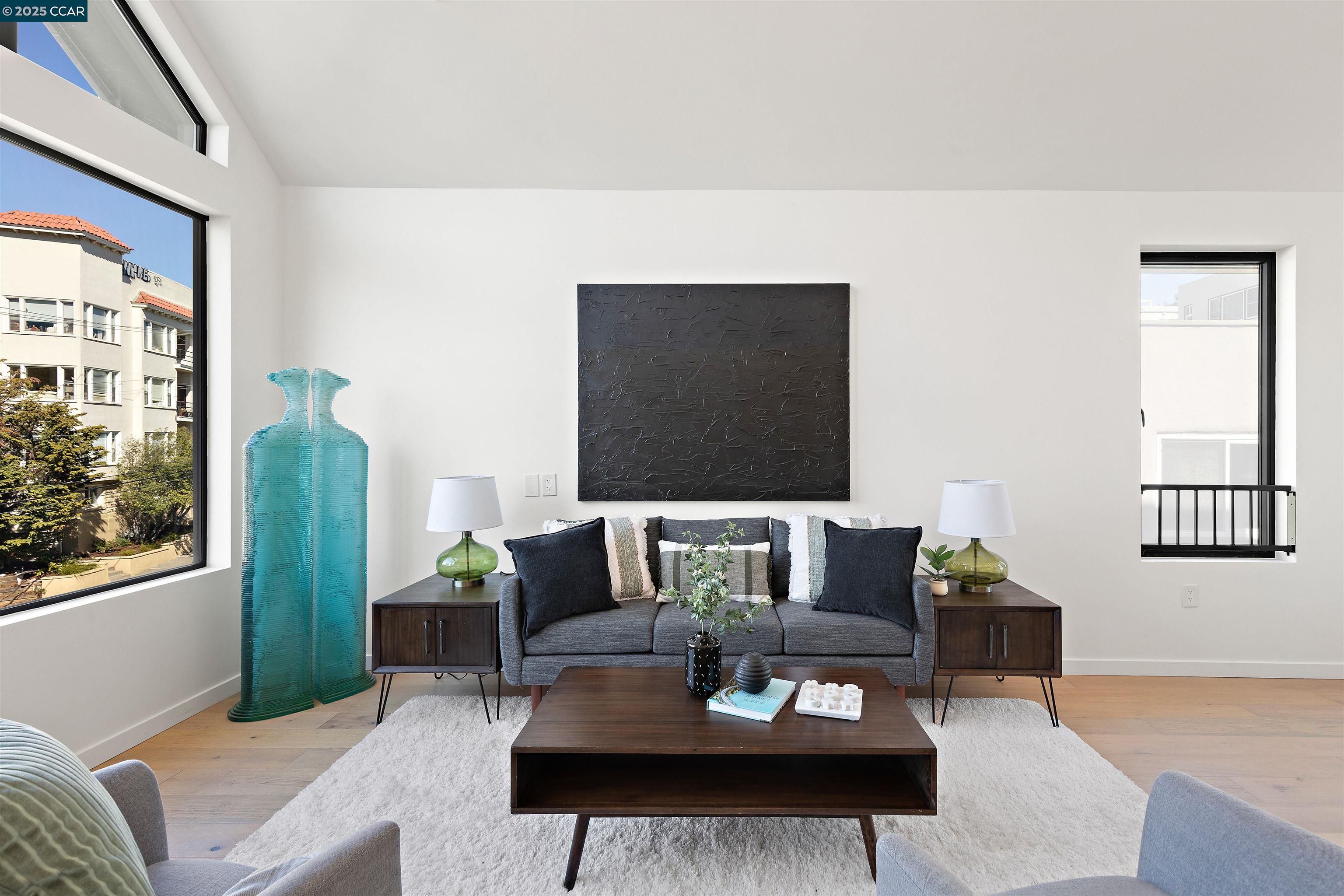 58 Vernon St # 401