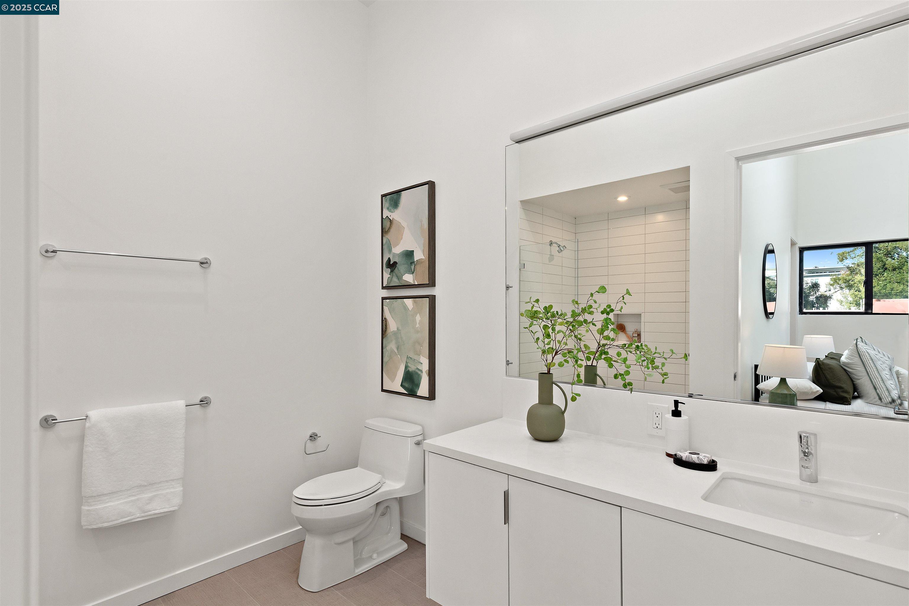 58 Vernon St # 401