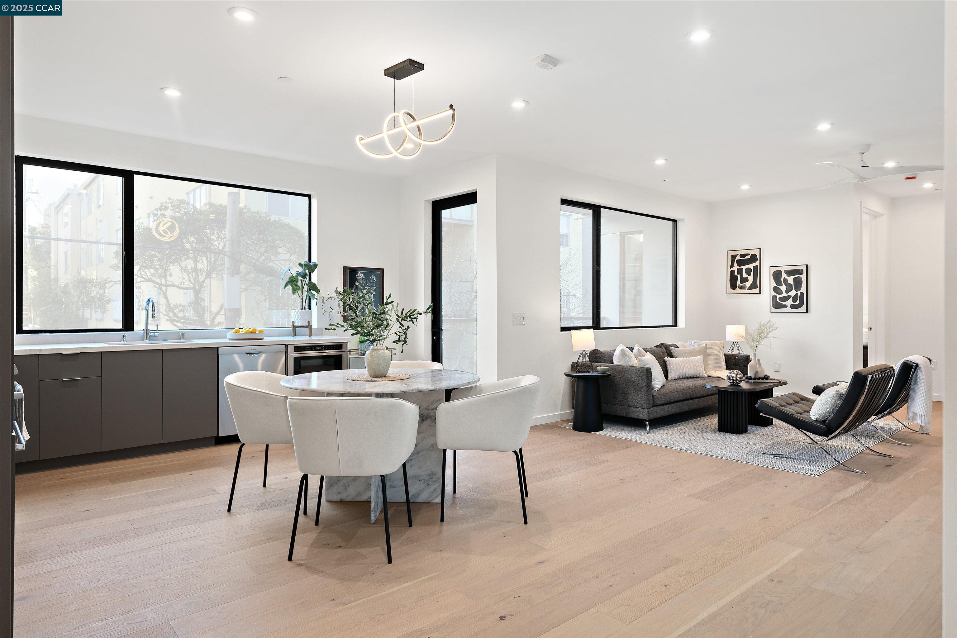 58 Vernon St # 303