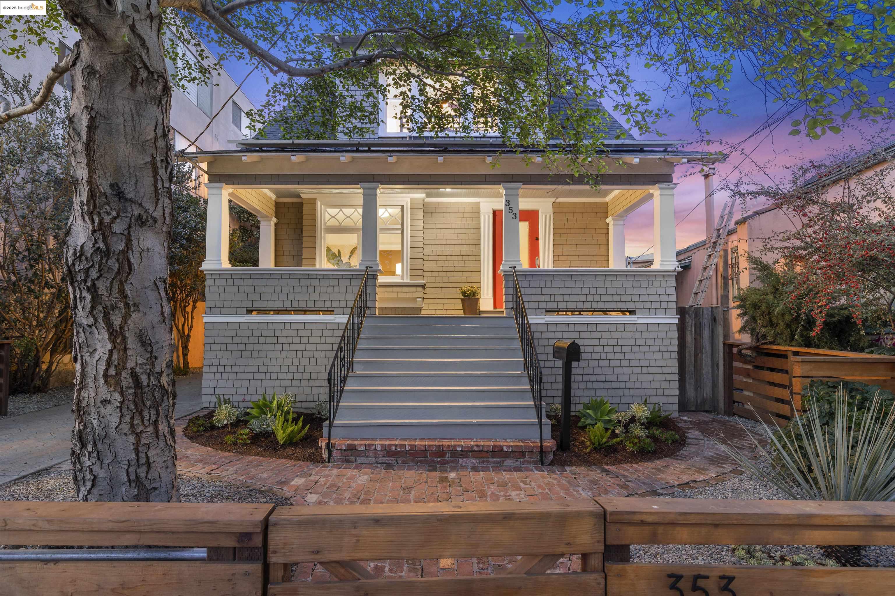 353 Lester Ave