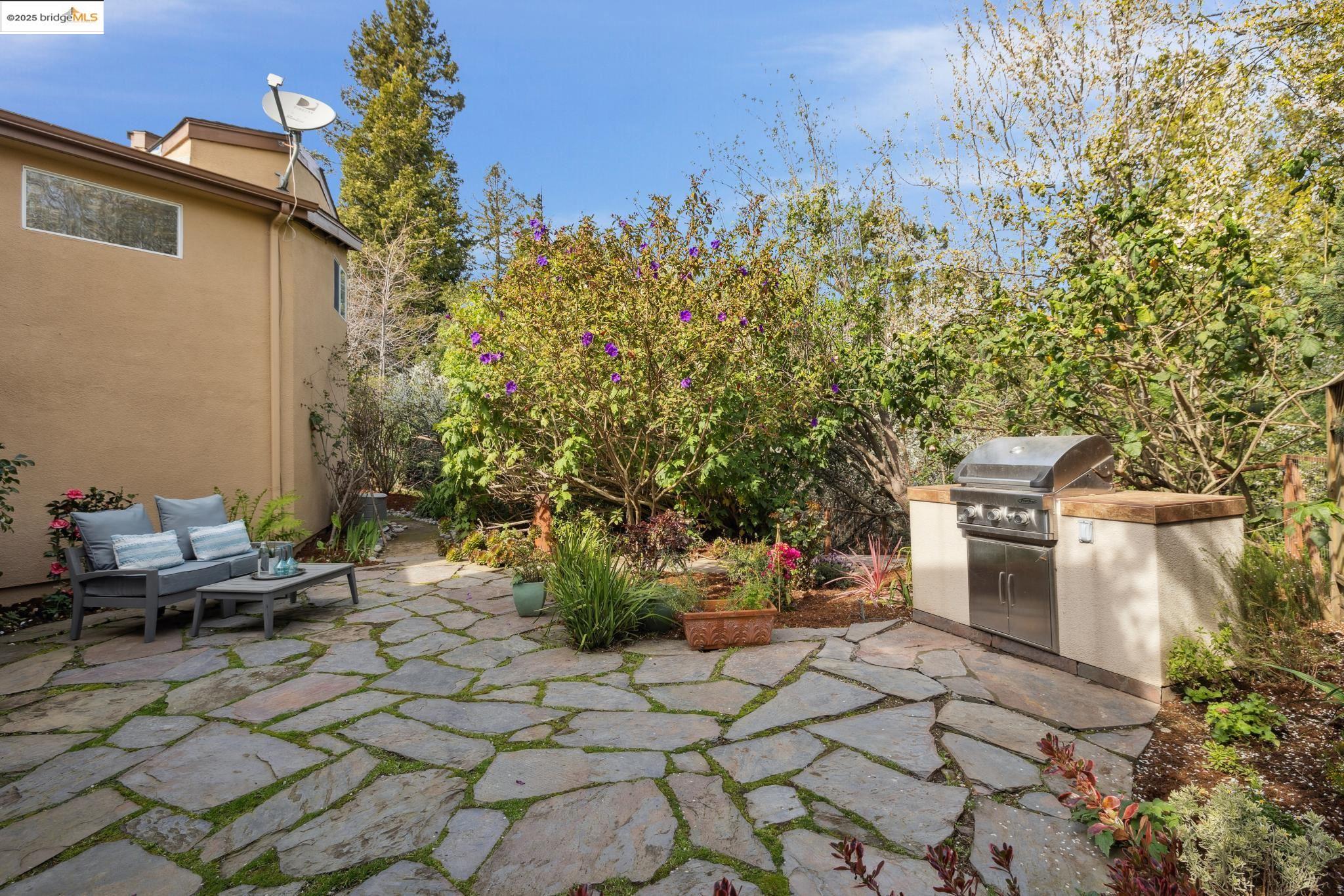 6174 Contra Costa Rd