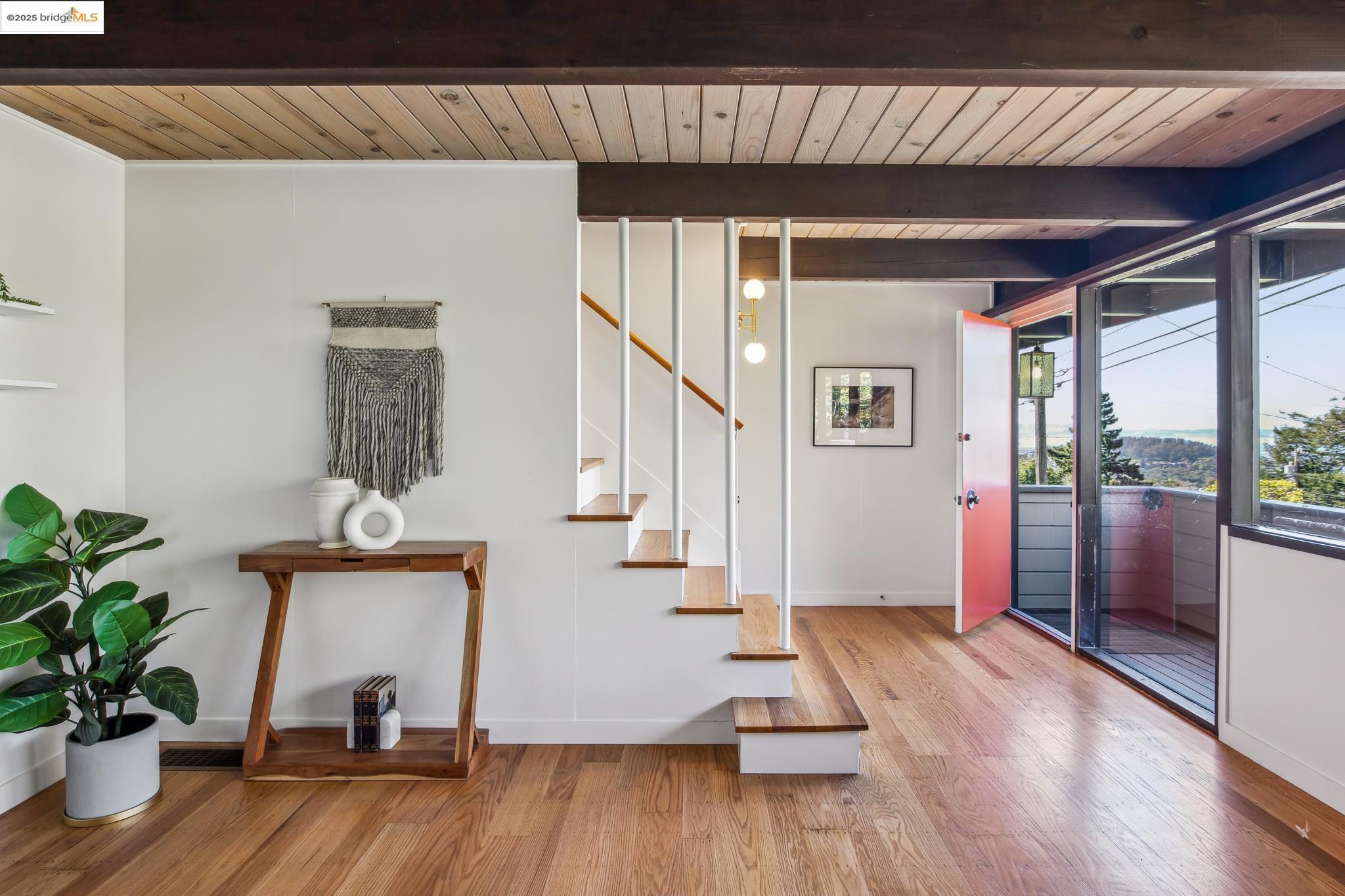 8 Norwood Avenue