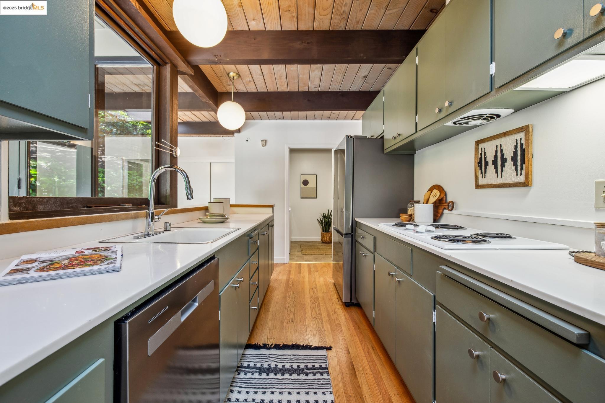 8 Norwood Avenue