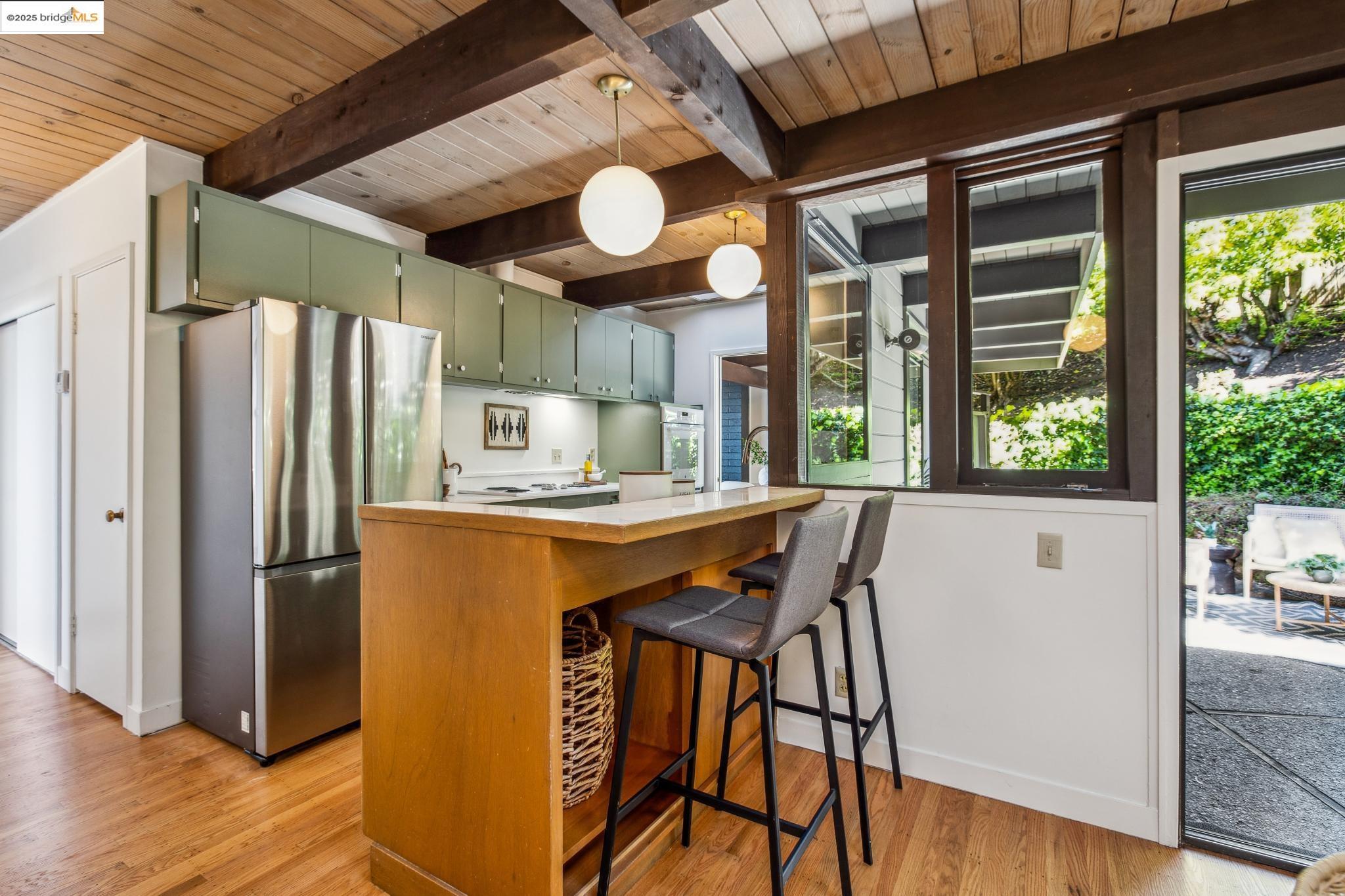 8 Norwood Avenue