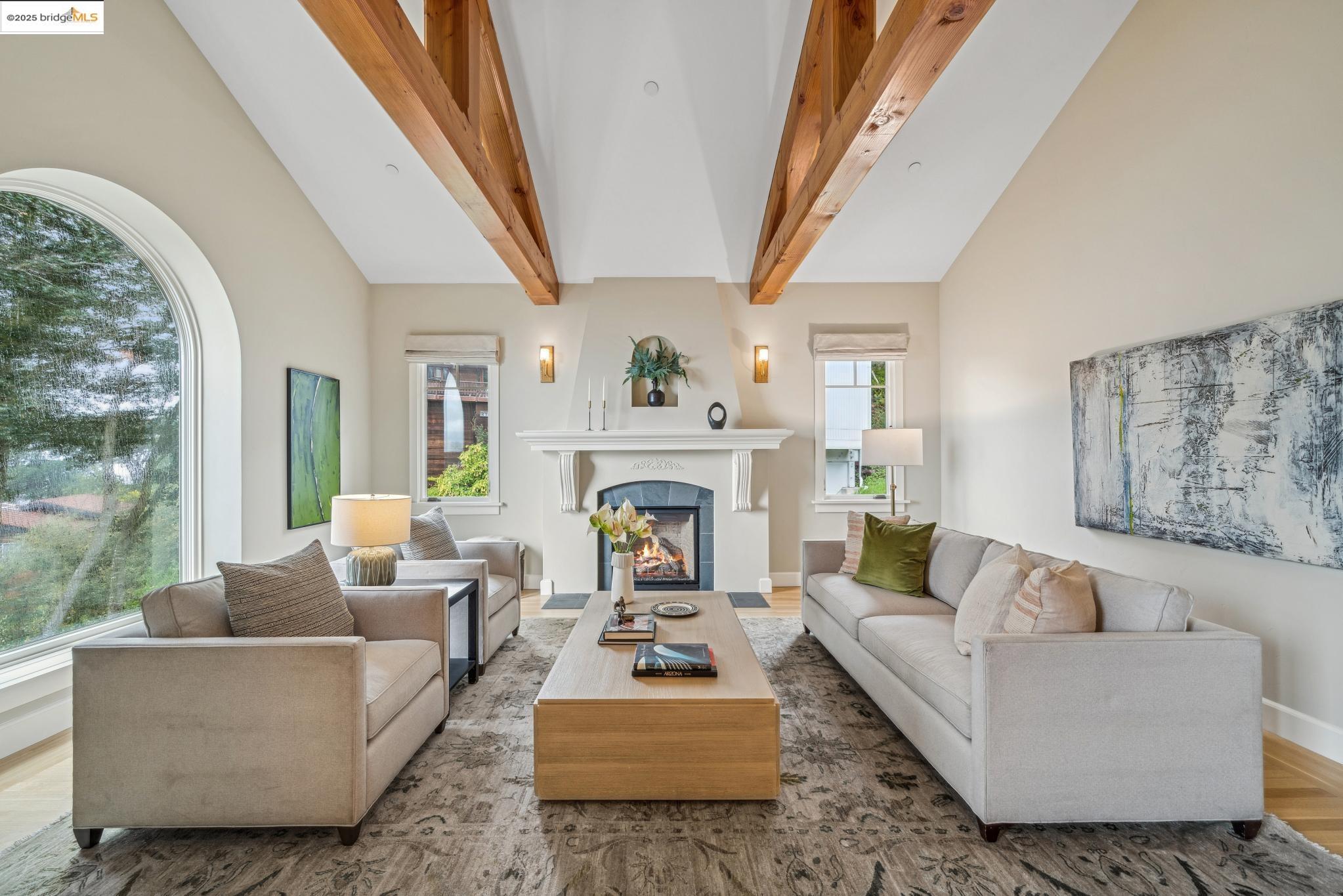 2861 Buena Vista Way