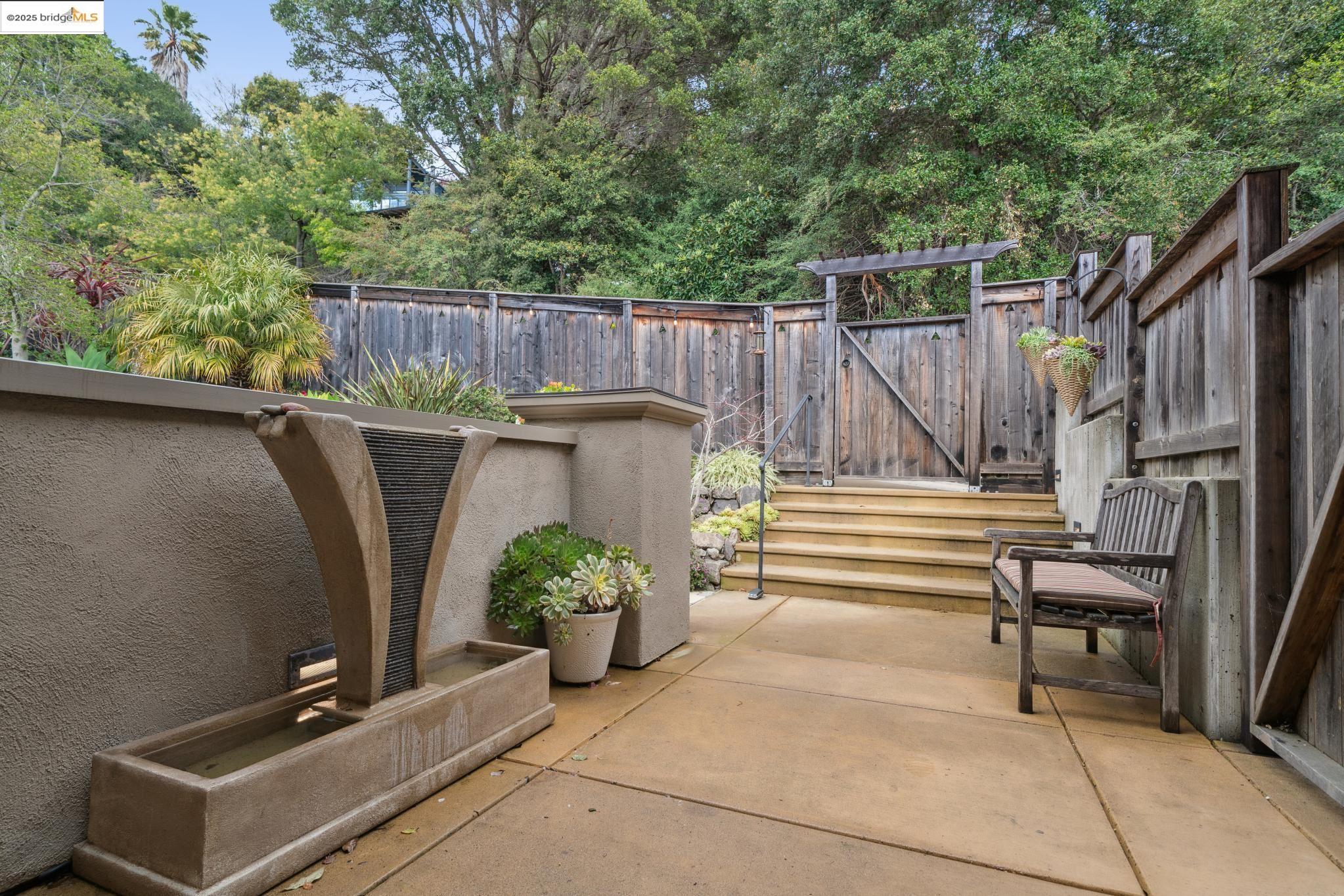 2861 Buena Vista Way
