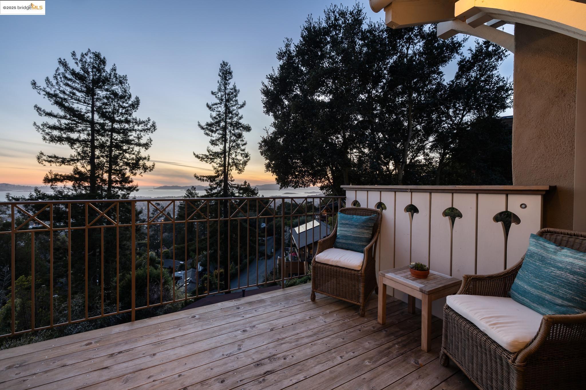 2861 Buena Vista Way