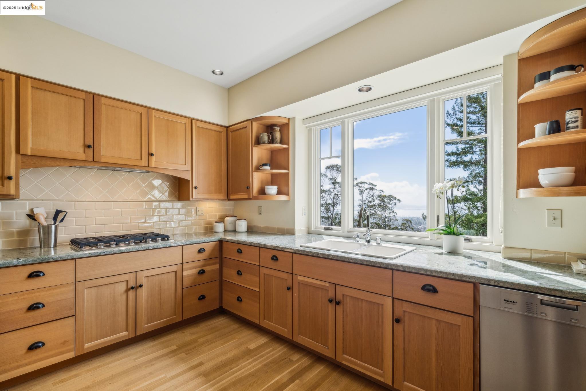 2861 Buena Vista Way