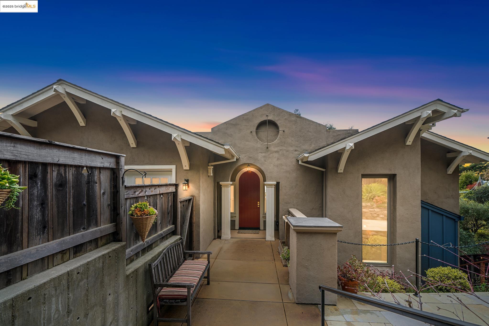 2861 Buena Vista Way