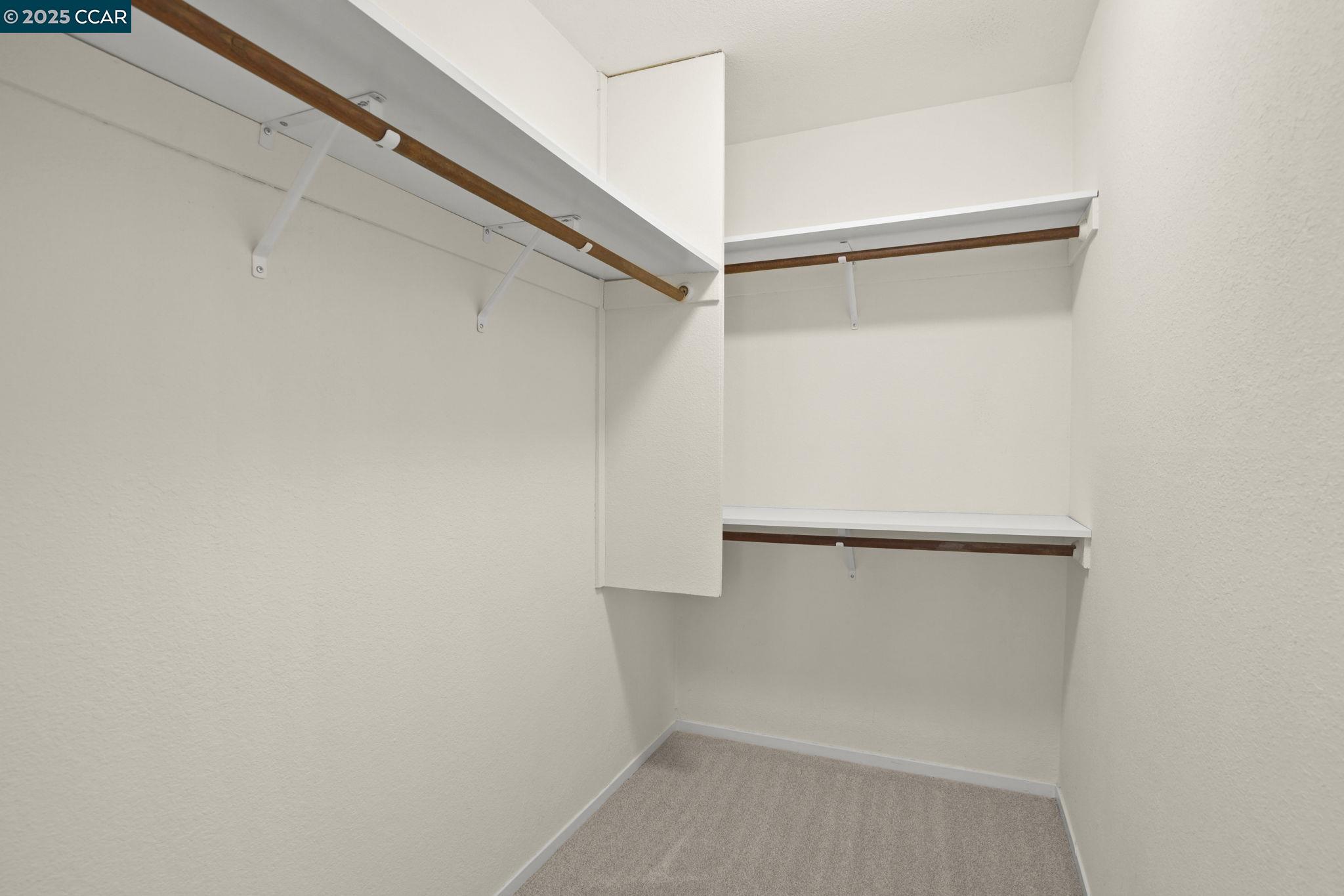 1407 Marchbanks Drive # 4