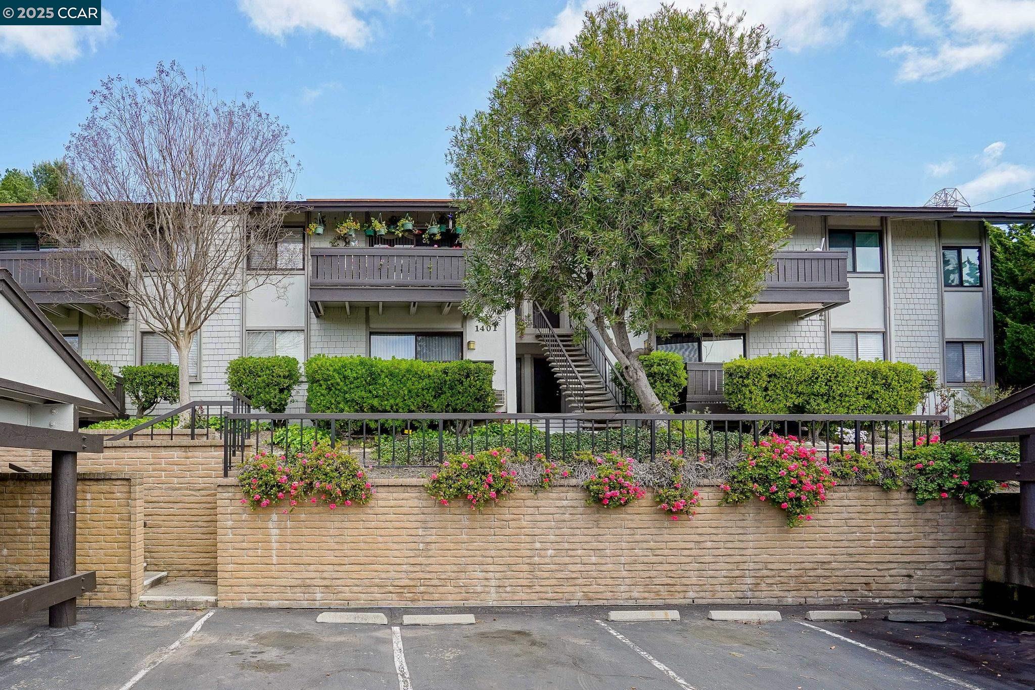 1407 Marchbanks Drive # 4
