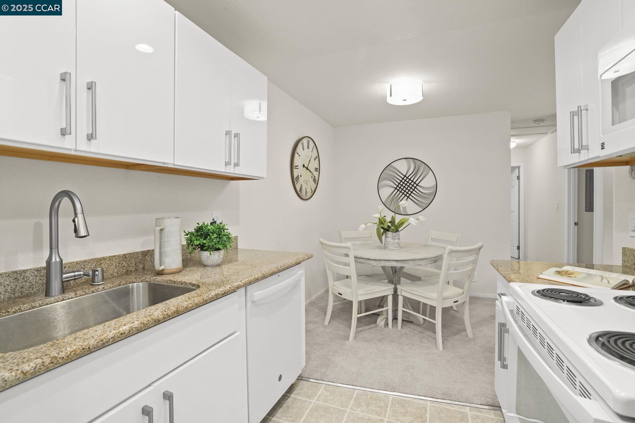 1407 Marchbanks Drive # 4