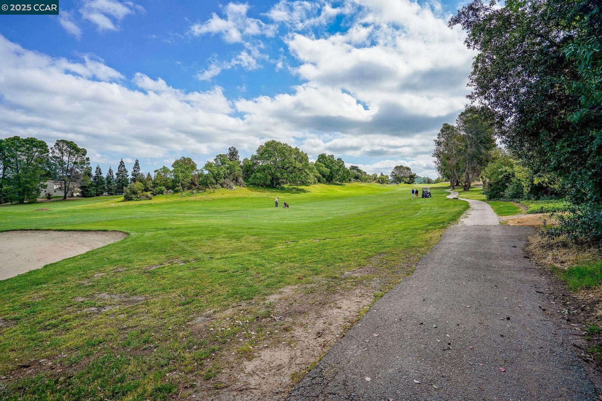 1407 Marchbanks Drive # 4