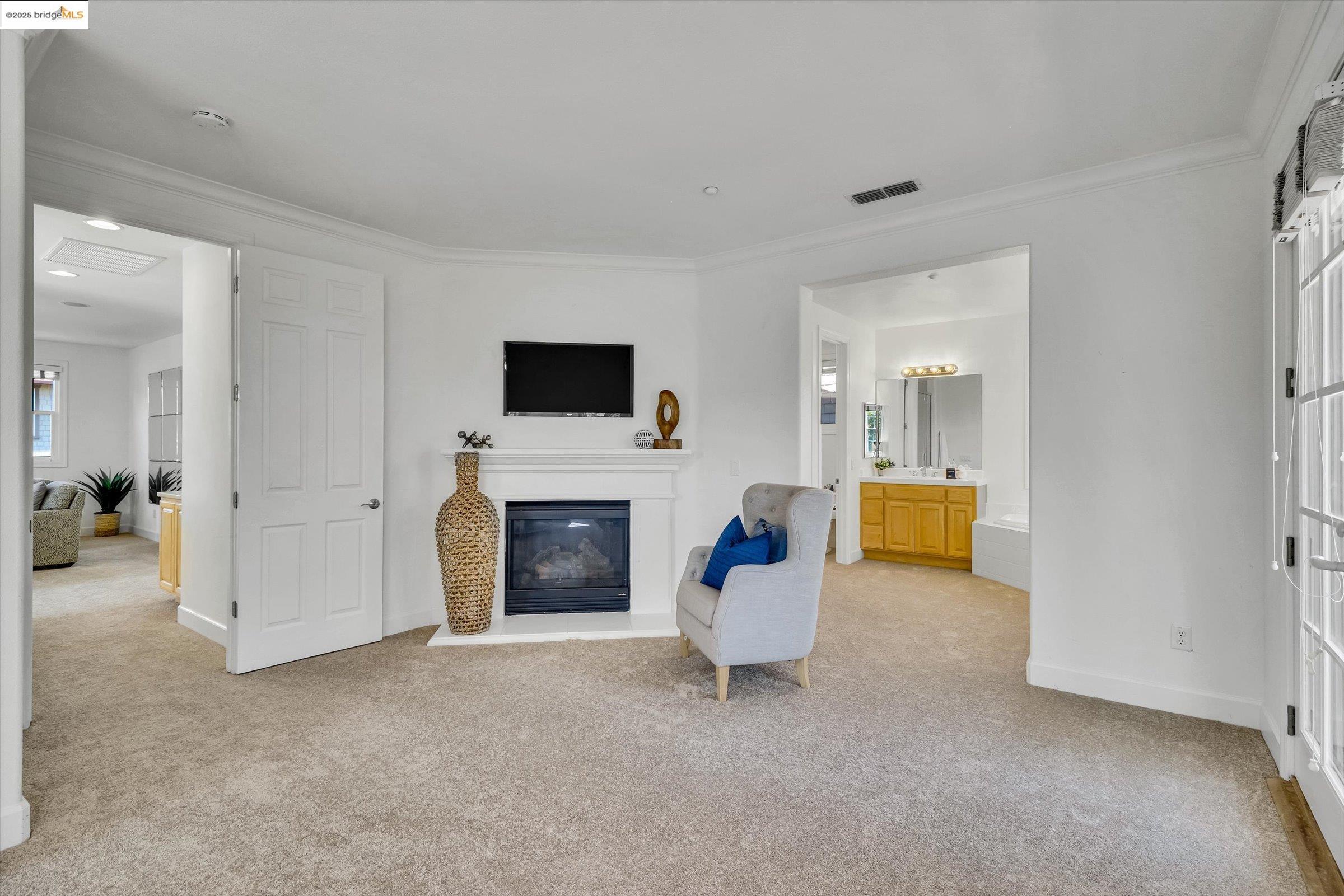 235 Paradise Bay Ct