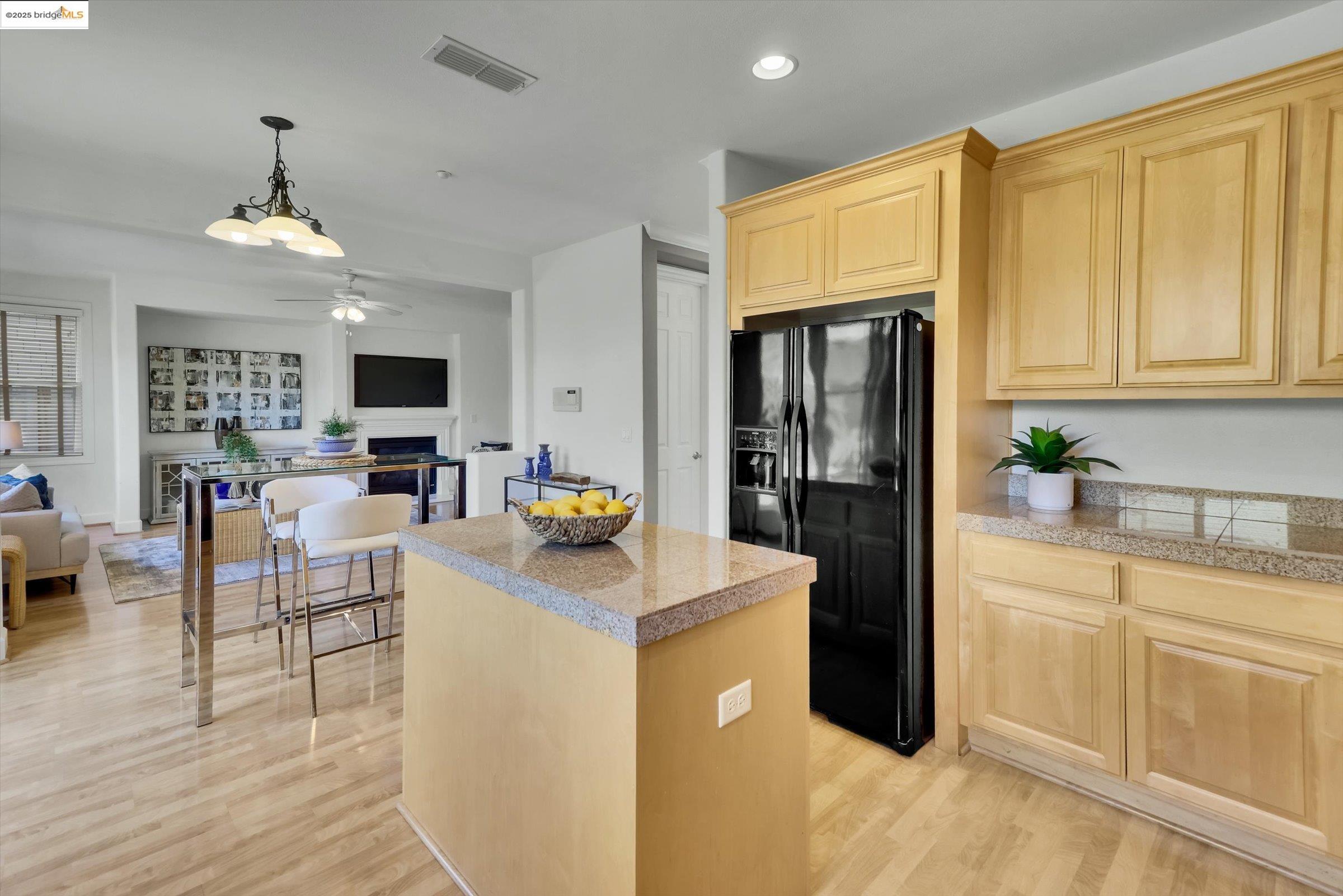 235 Paradise Bay Ct