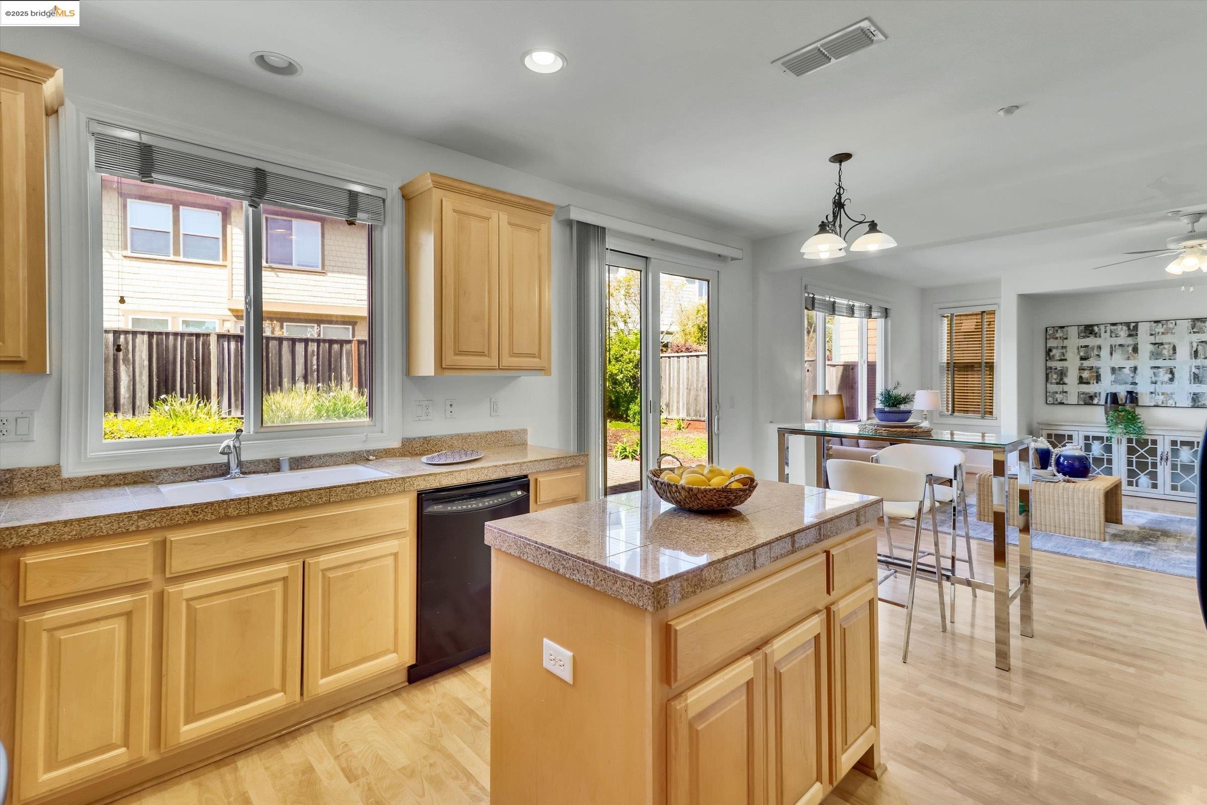 235 Paradise Bay Ct
