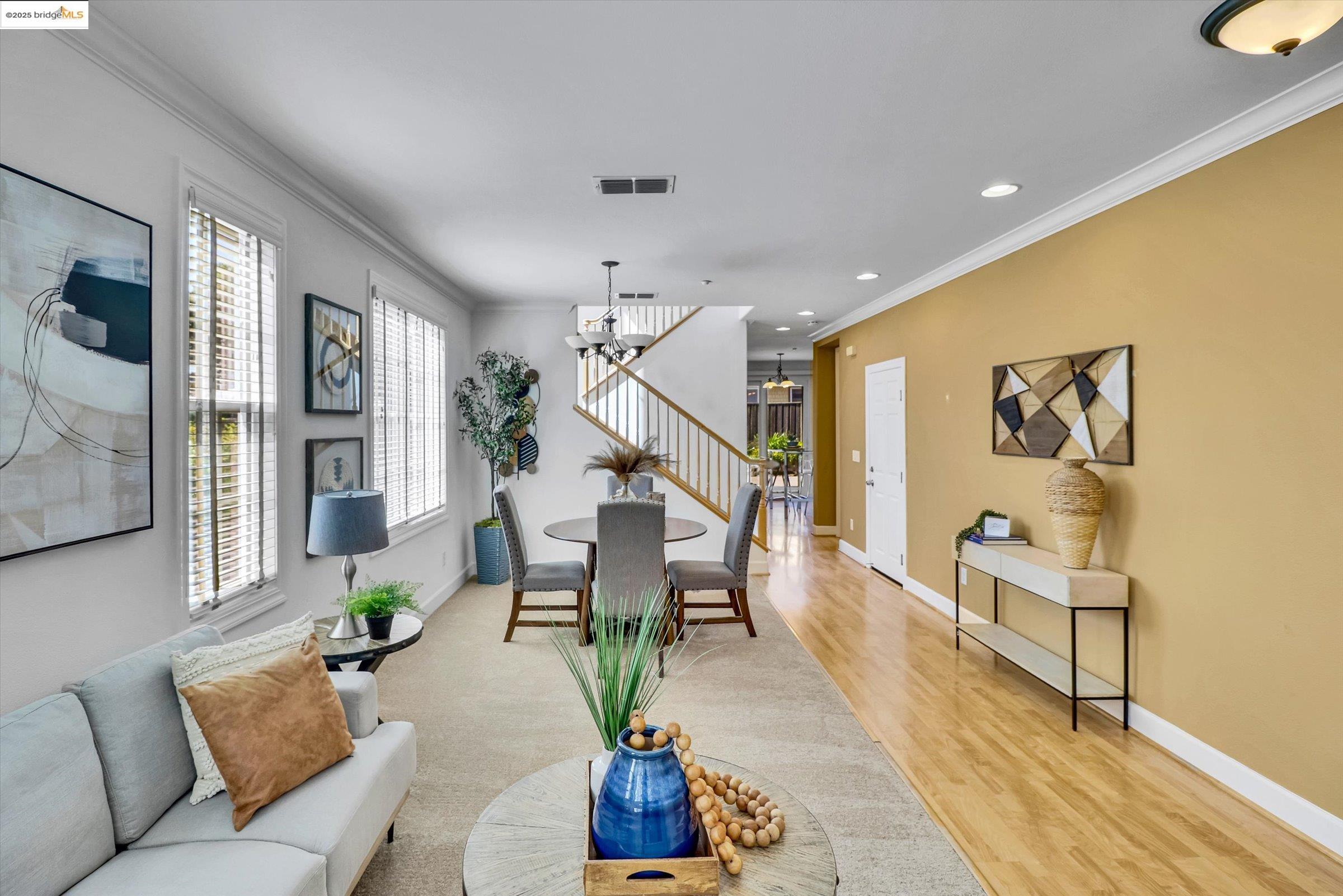 235 Paradise Bay Ct