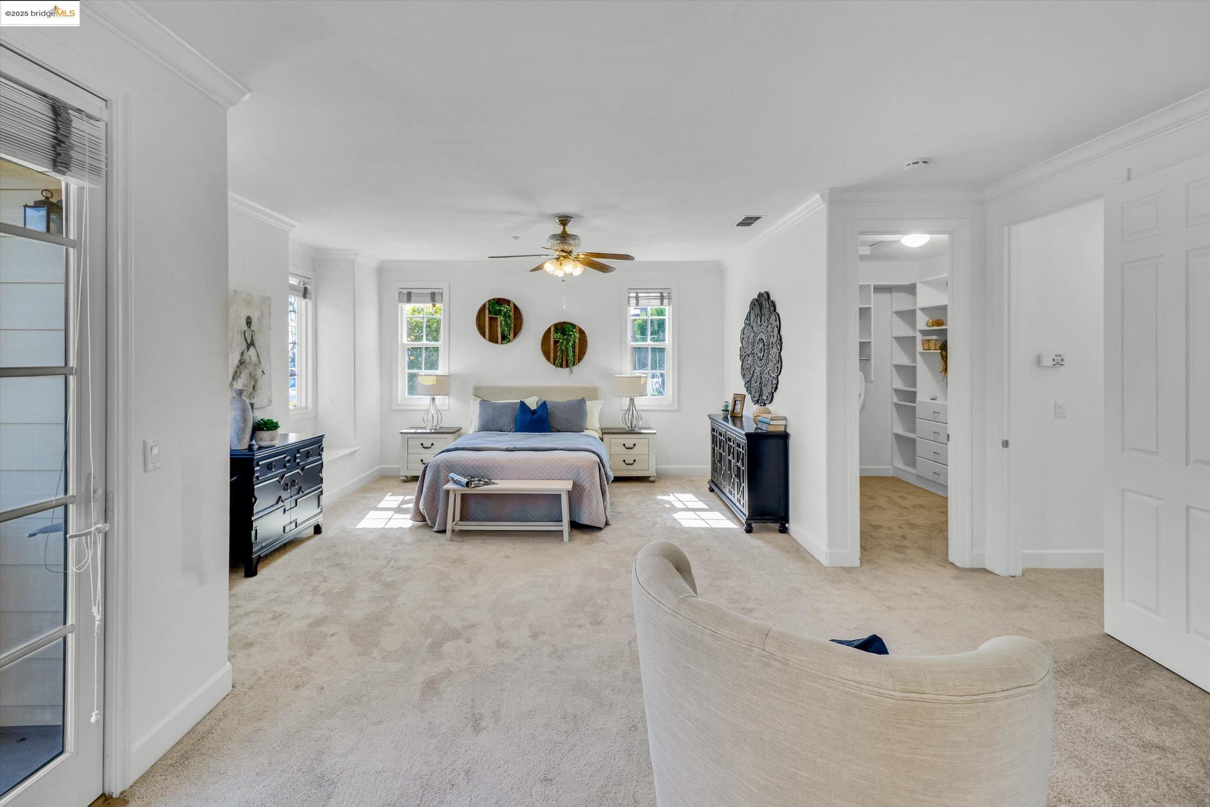 235 Paradise Bay Ct