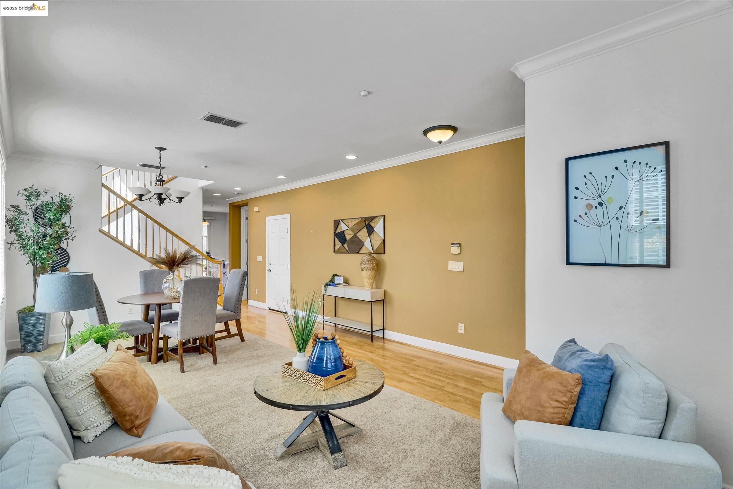 235 Paradise Bay Ct