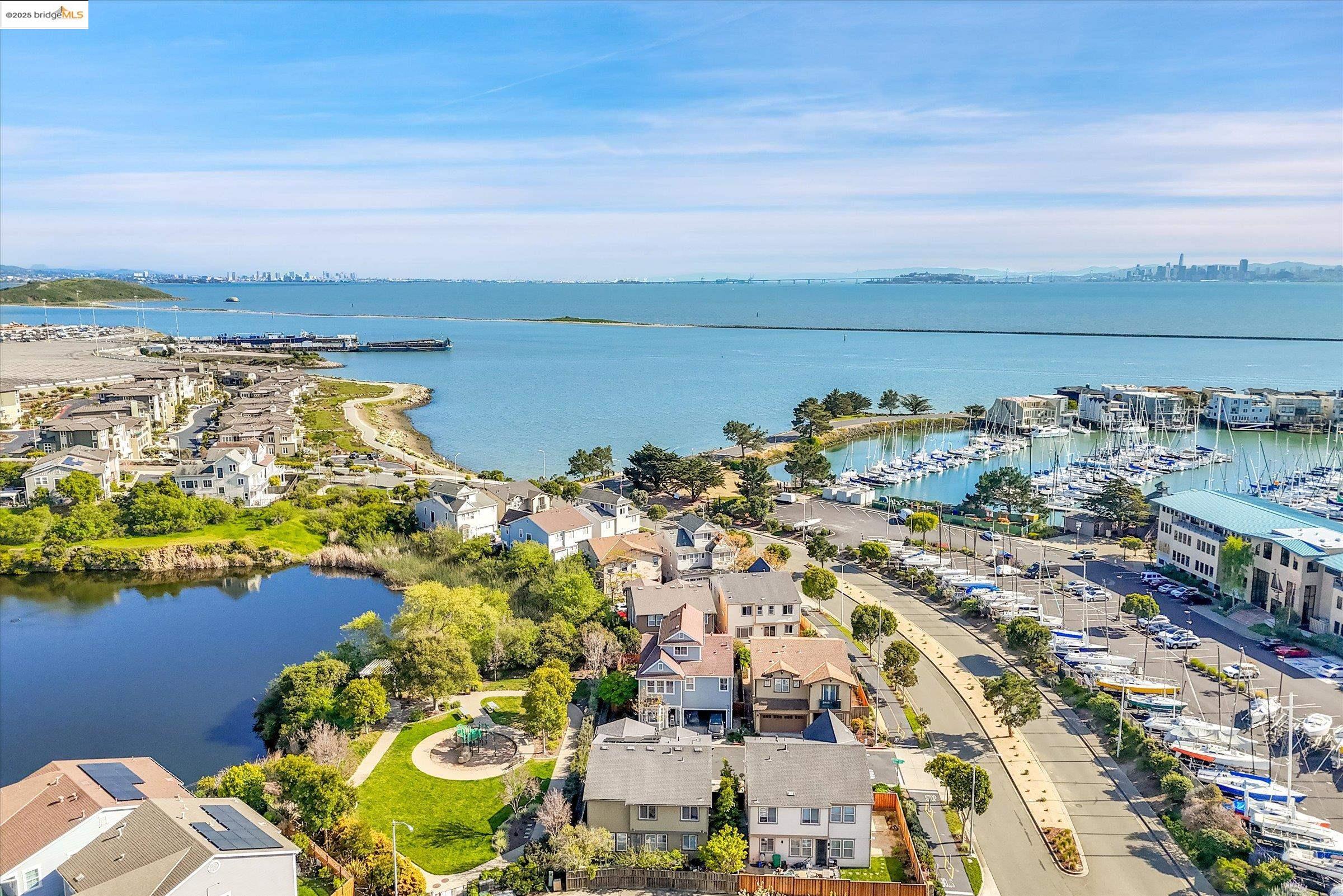 235 Paradise Bay Ct