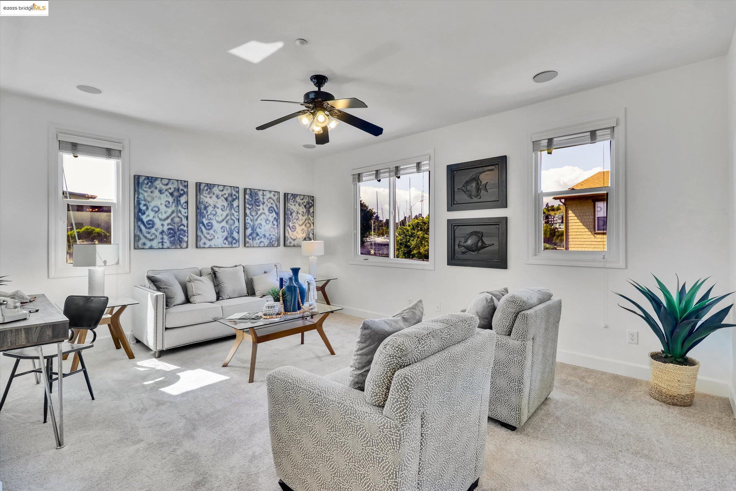 235 Paradise Bay Ct