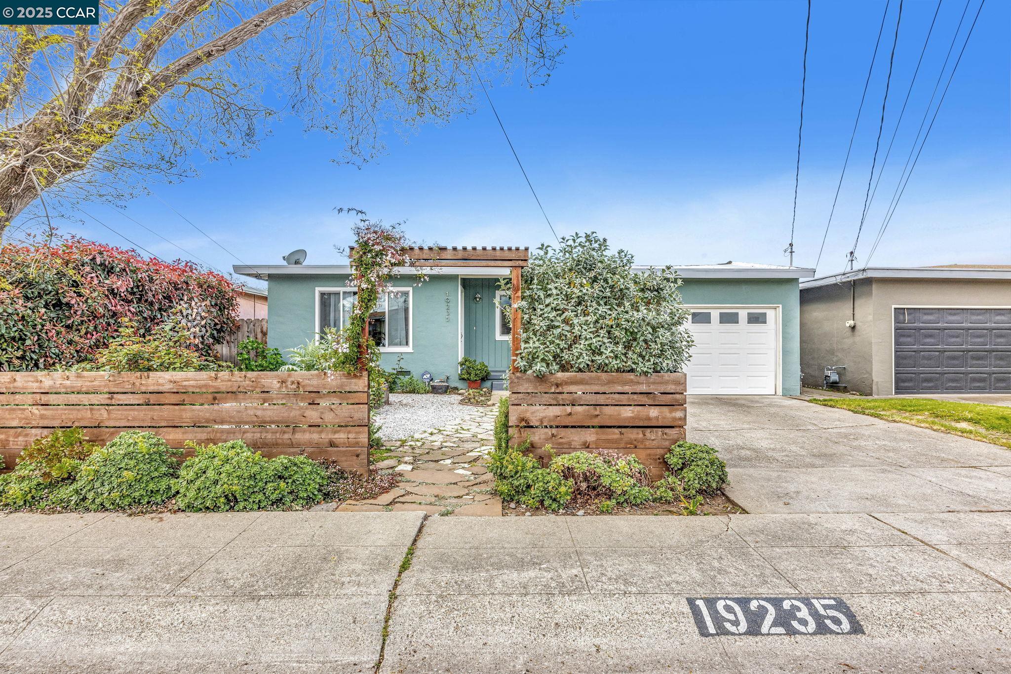 19235 Times Ave