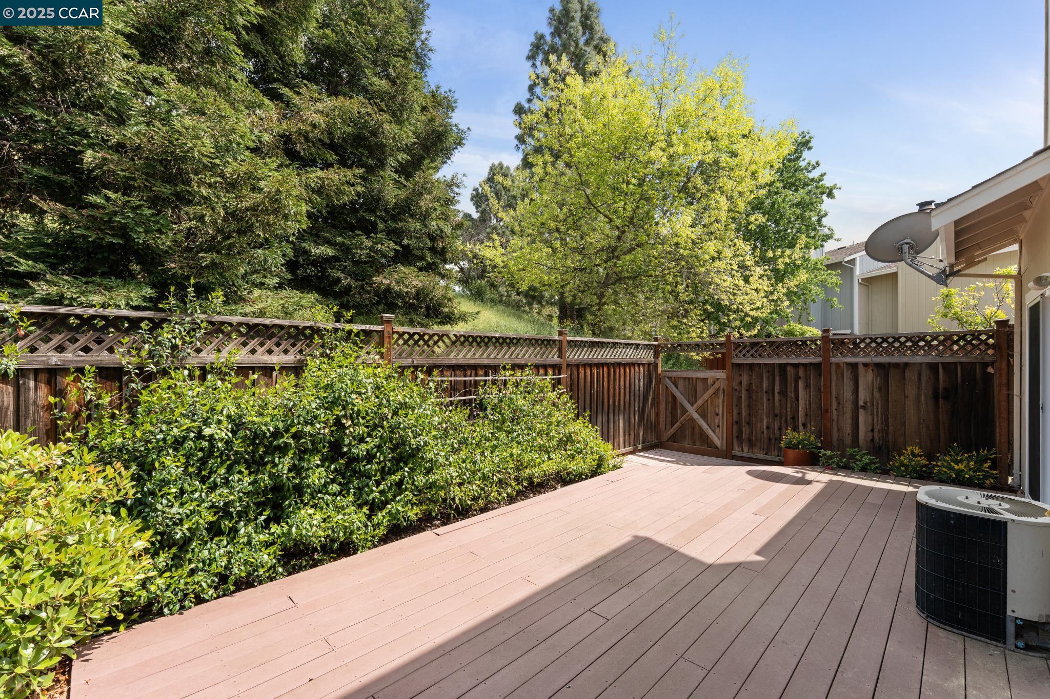 2480 Heatherleaf Ln.