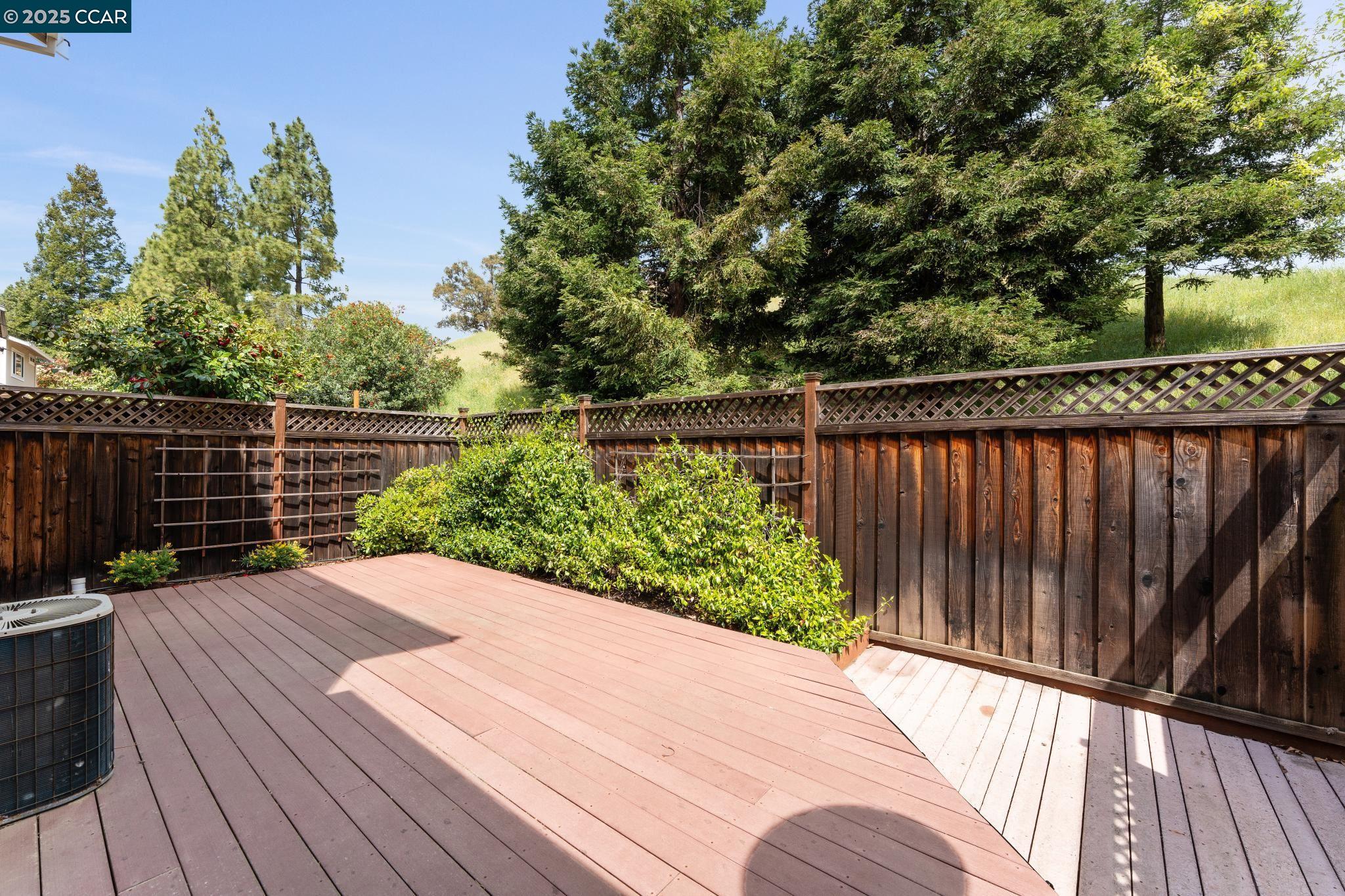 2480 Heatherleaf Ln.