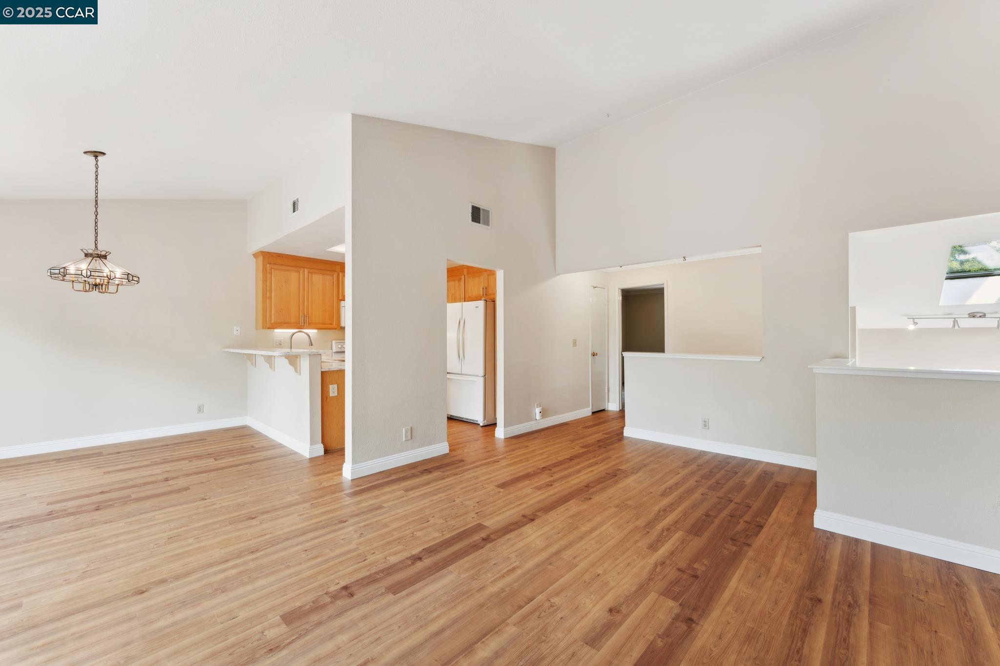2480 Heatherleaf Ln.