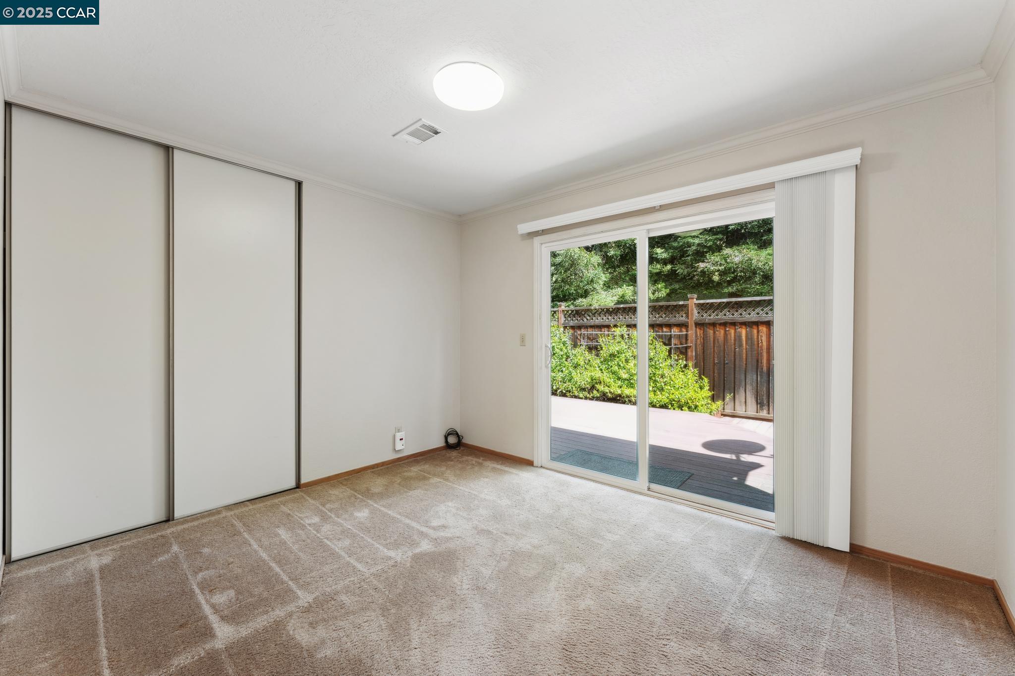 2480 Heatherleaf Ln.