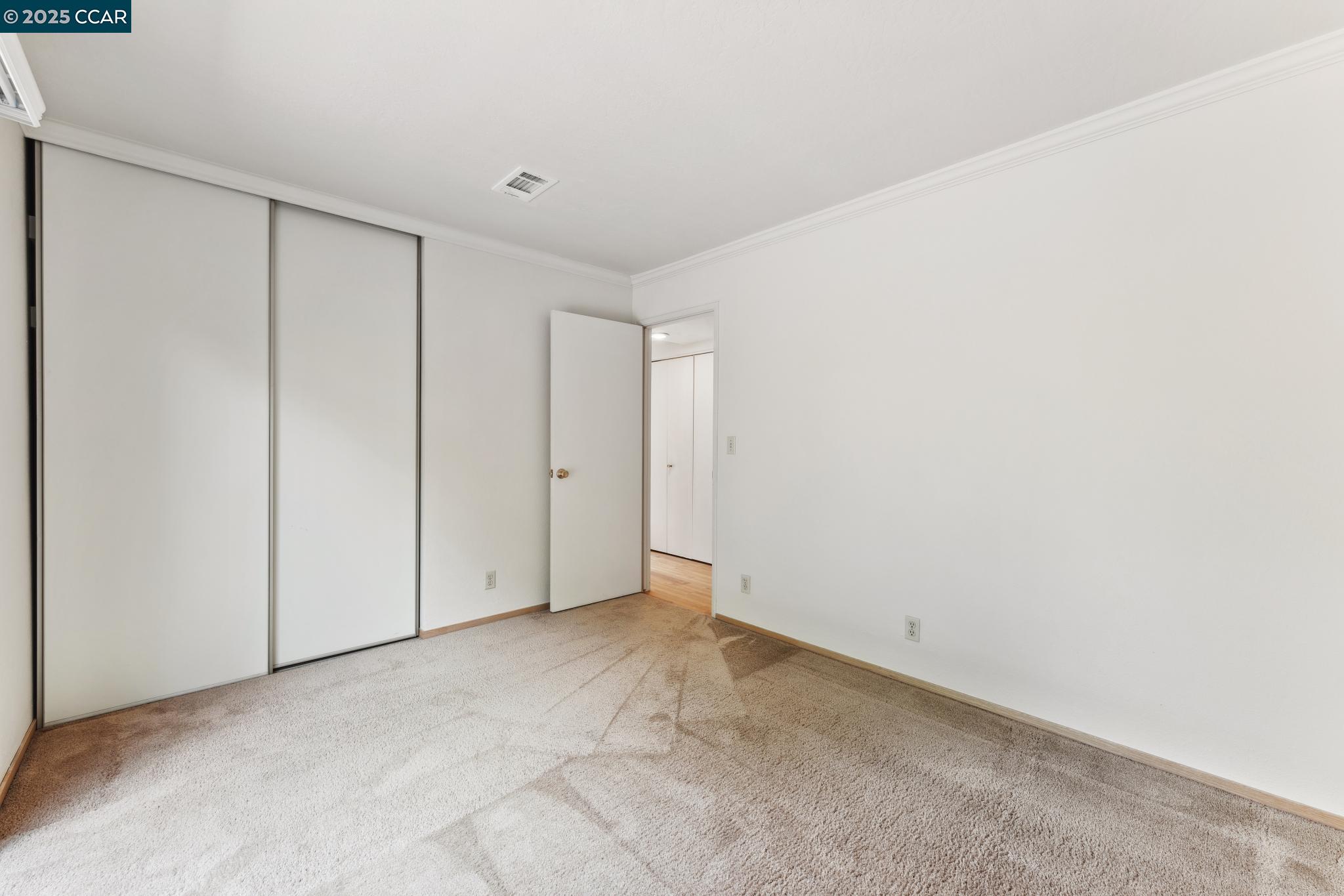 2480 Heatherleaf Ln.