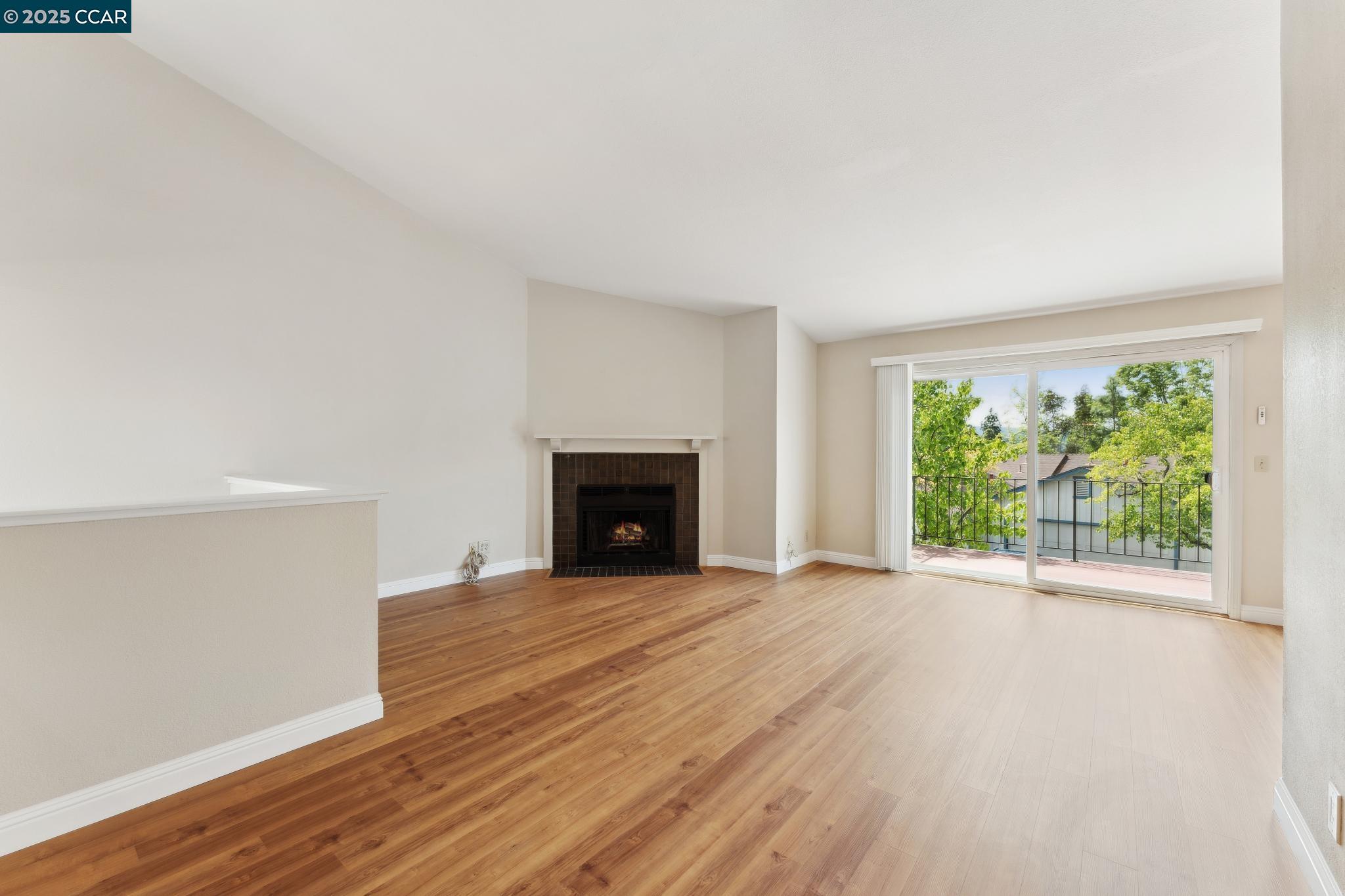 2480 Heatherleaf Ln.