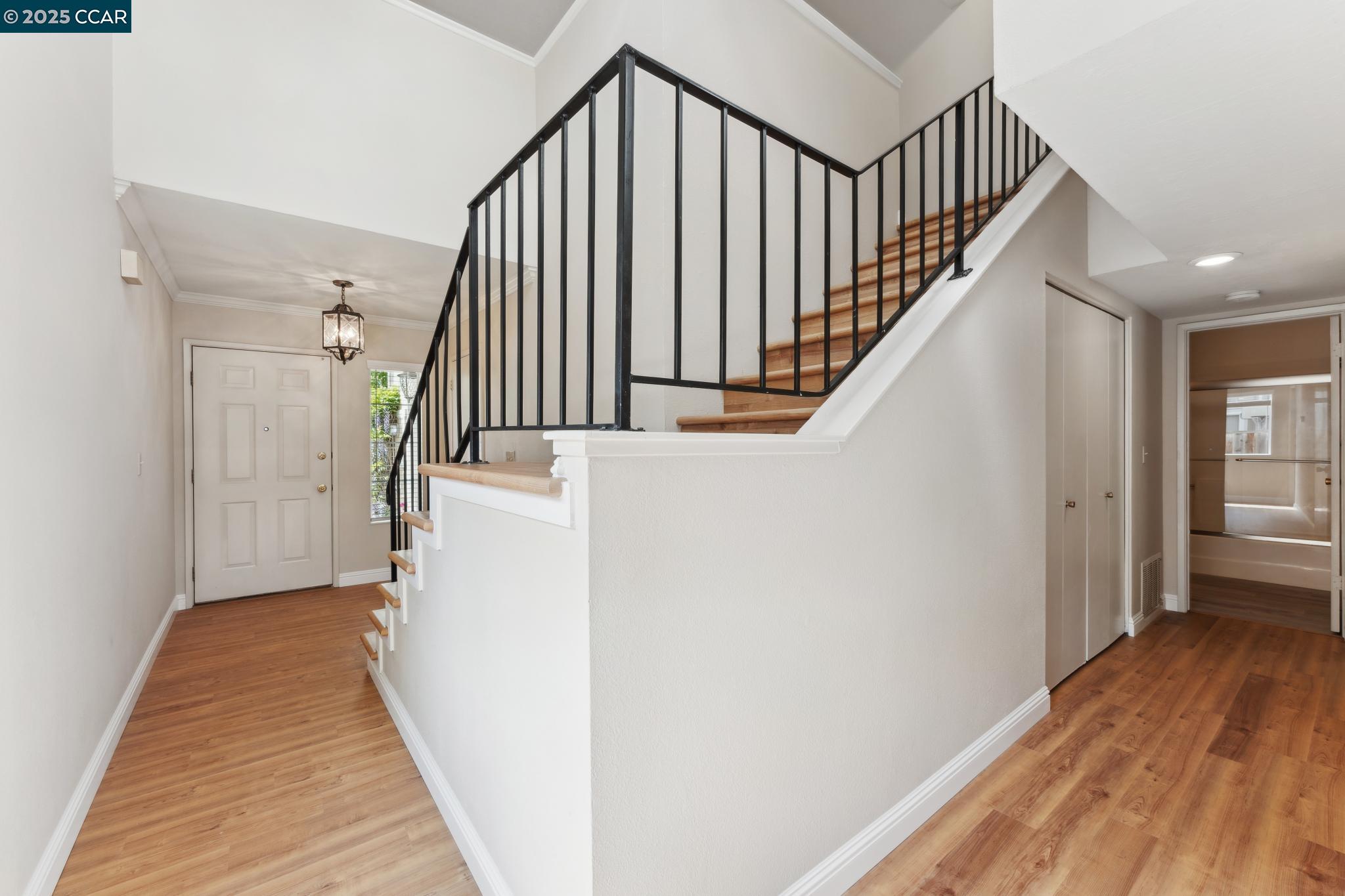 2480 Heatherleaf Ln.