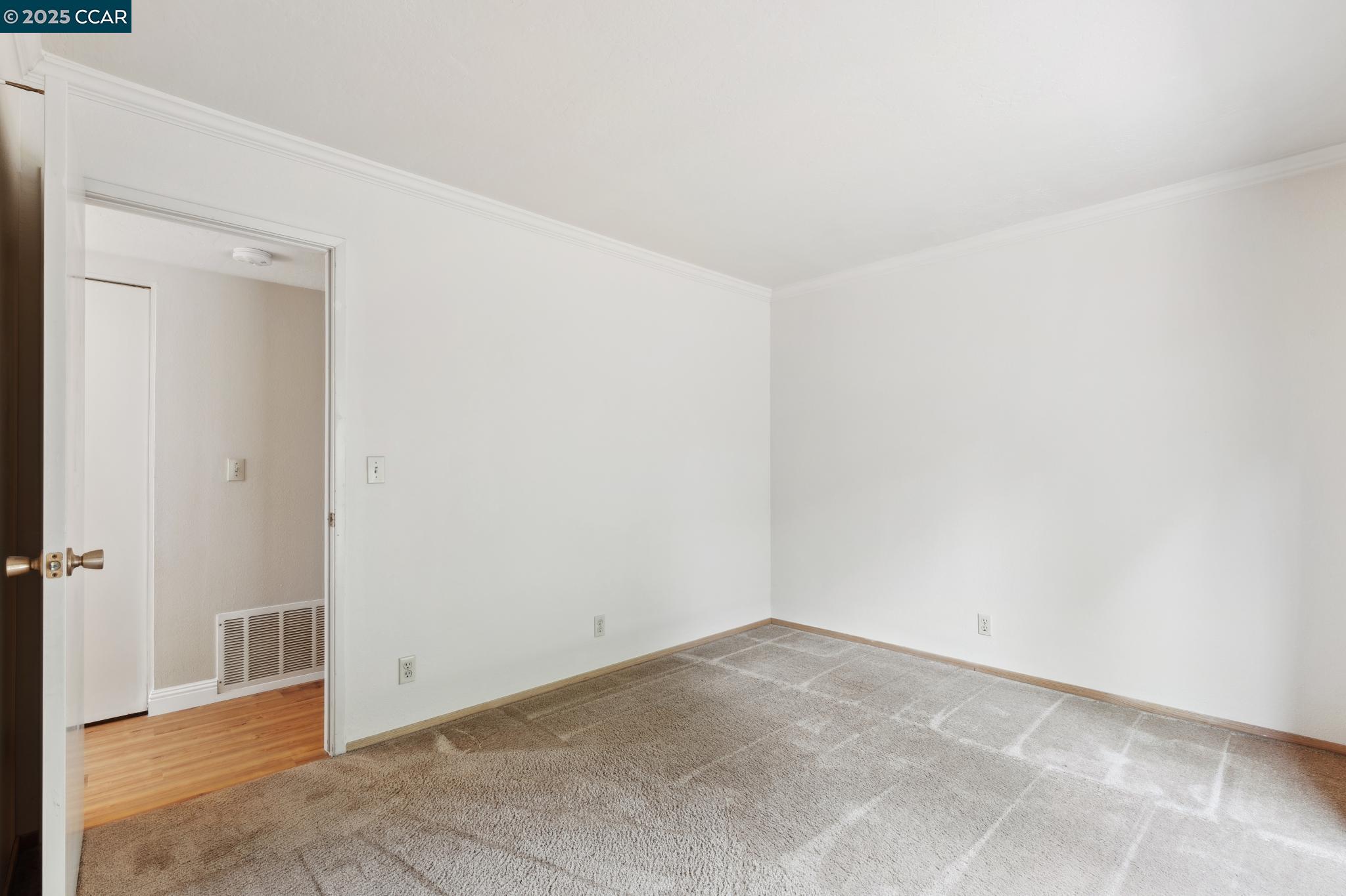 2480 Heatherleaf Ln.