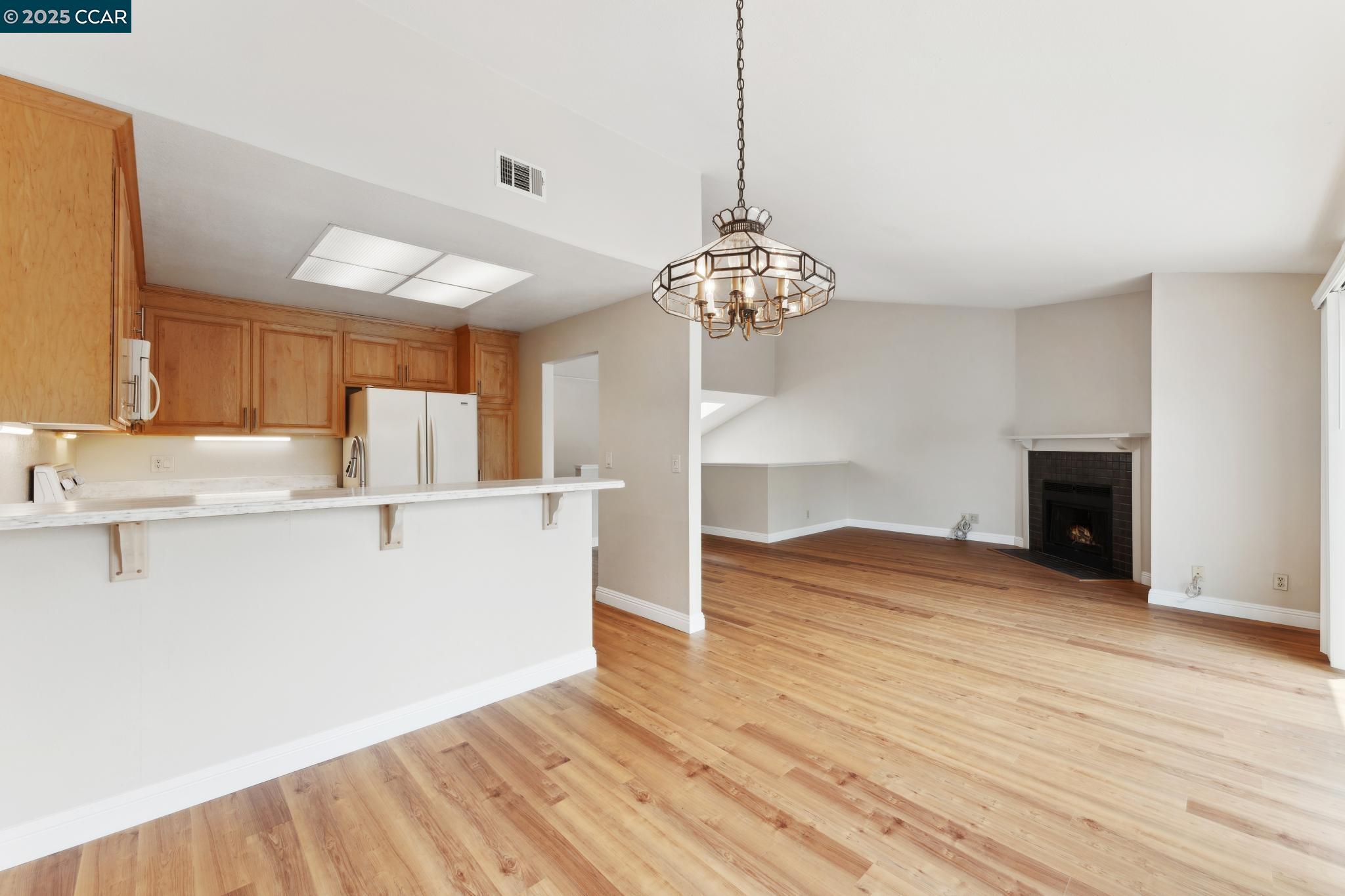 2480 Heatherleaf Ln.