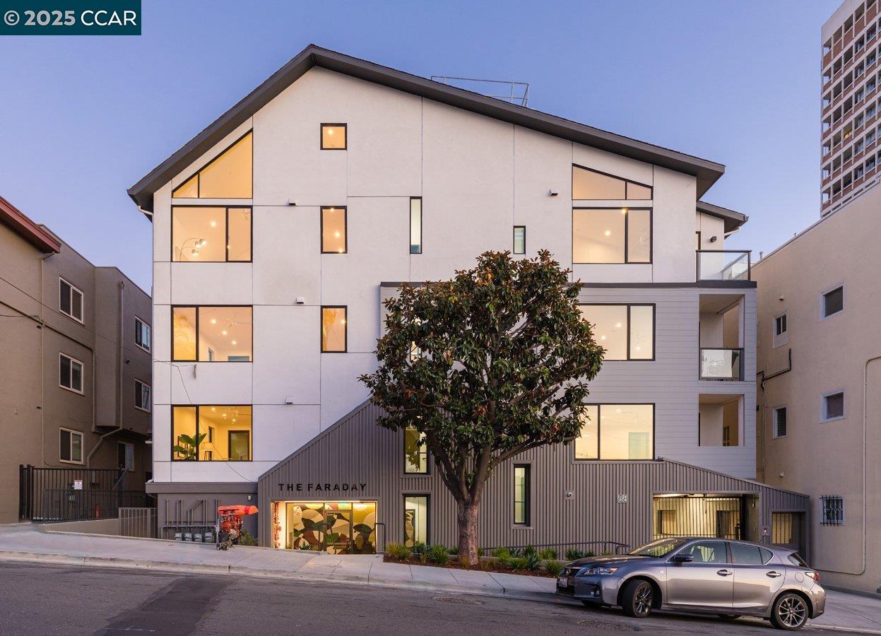 58 Vernon St # 301